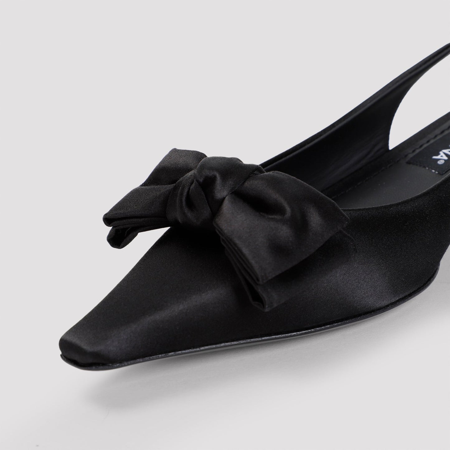 Dolce & Gabbana Slingback Pumps Women