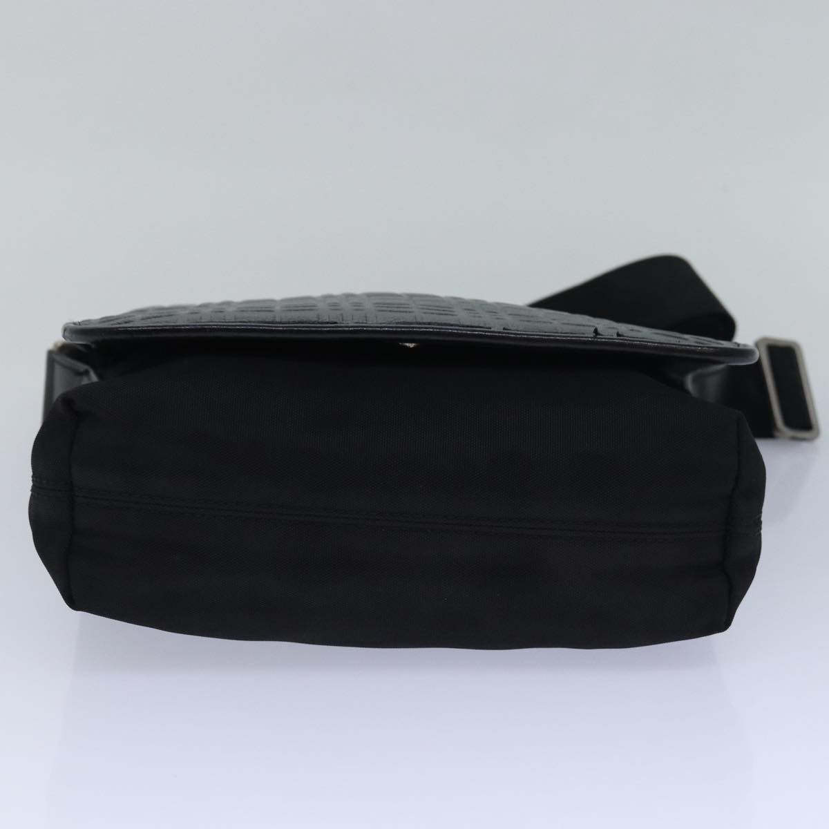 Burberry Synthetic Shoulder Bag ()