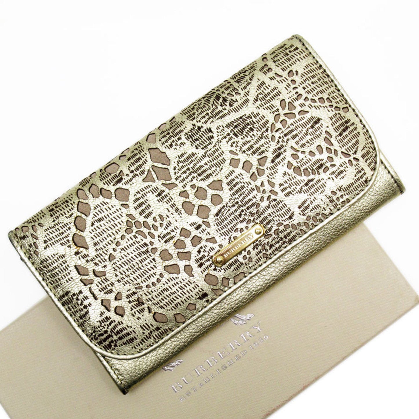Burberry Leather Long Wallet (Bi-Fold) ()