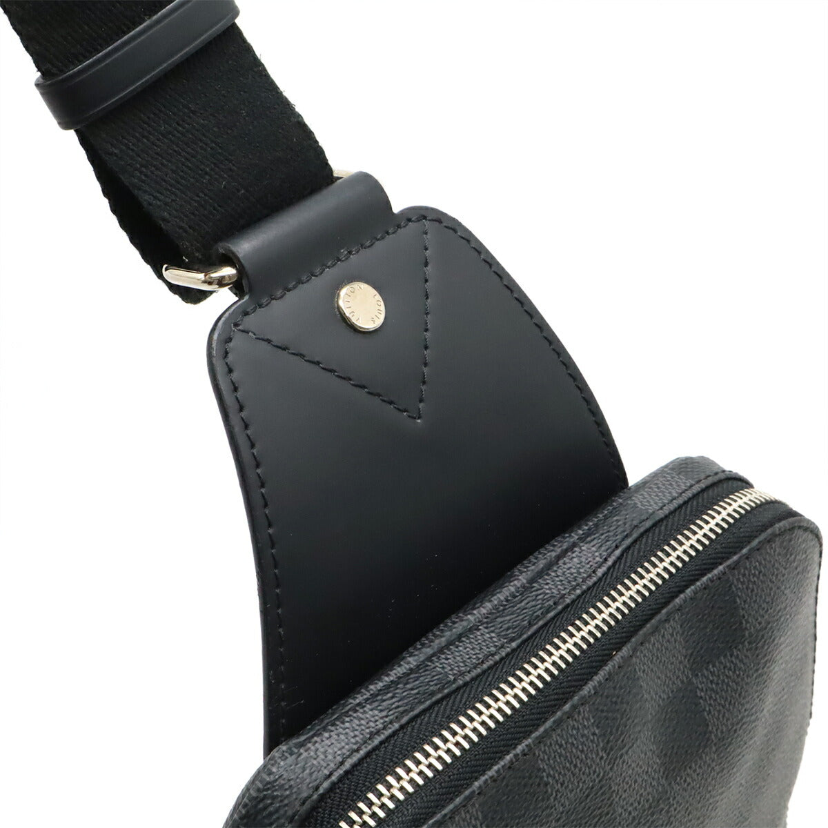 Louis Vuitton Avenue Damier Graphite Sling Bag