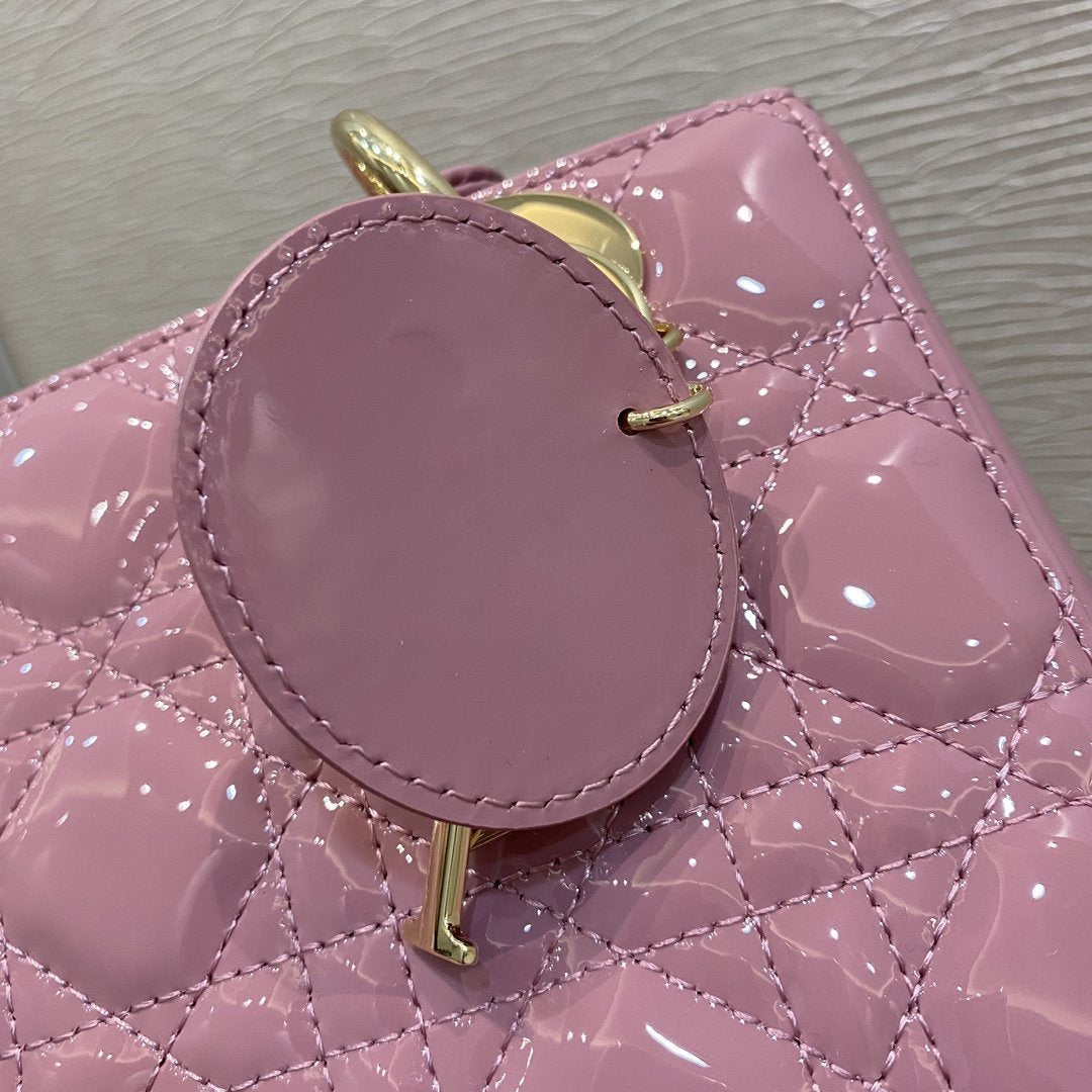 DIOR MEDIUM ULTRAMATTE BAG 20 PINK PATENT CALFSKIN