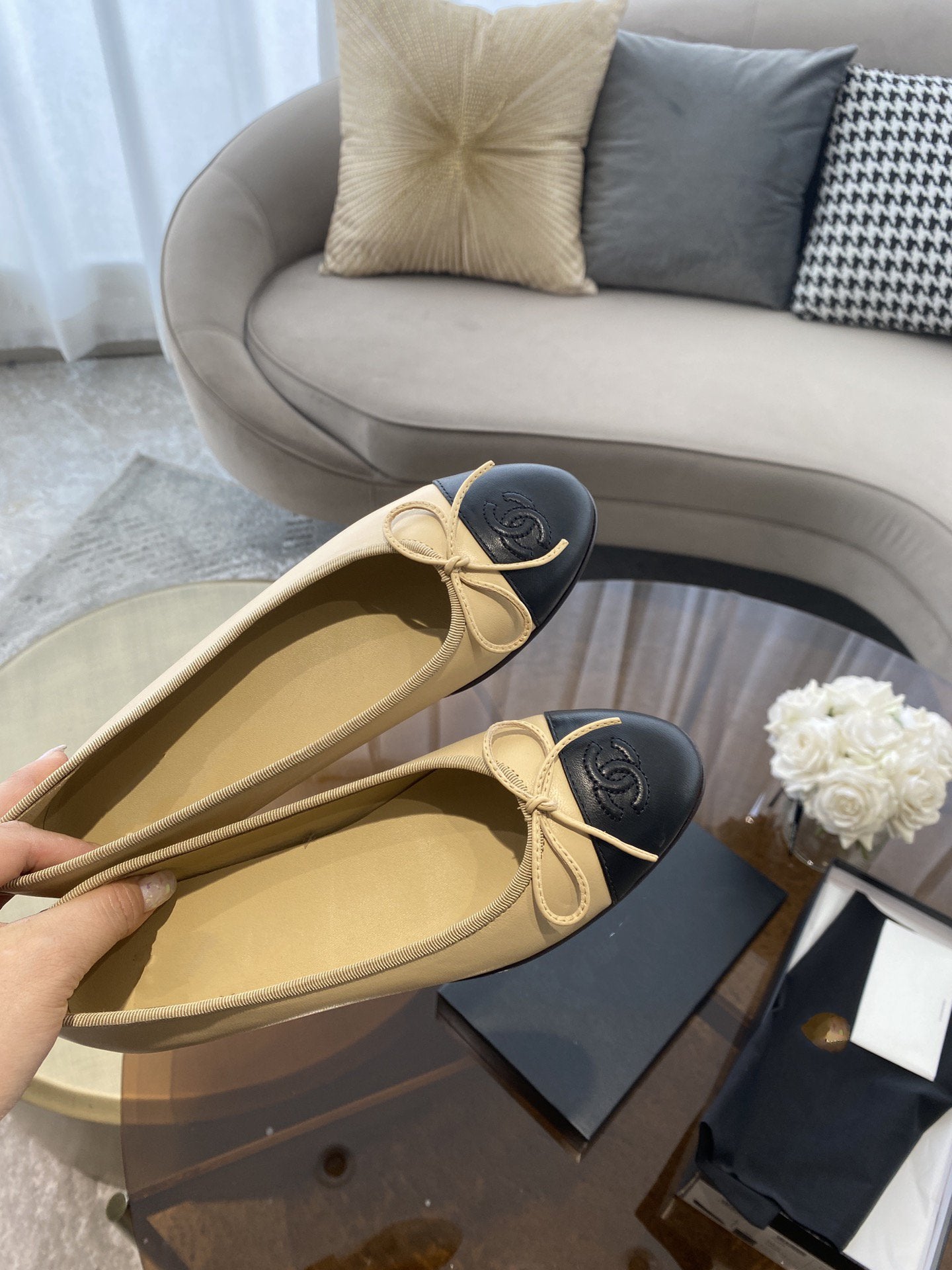 CHANEL ballet flats beige black lambskin