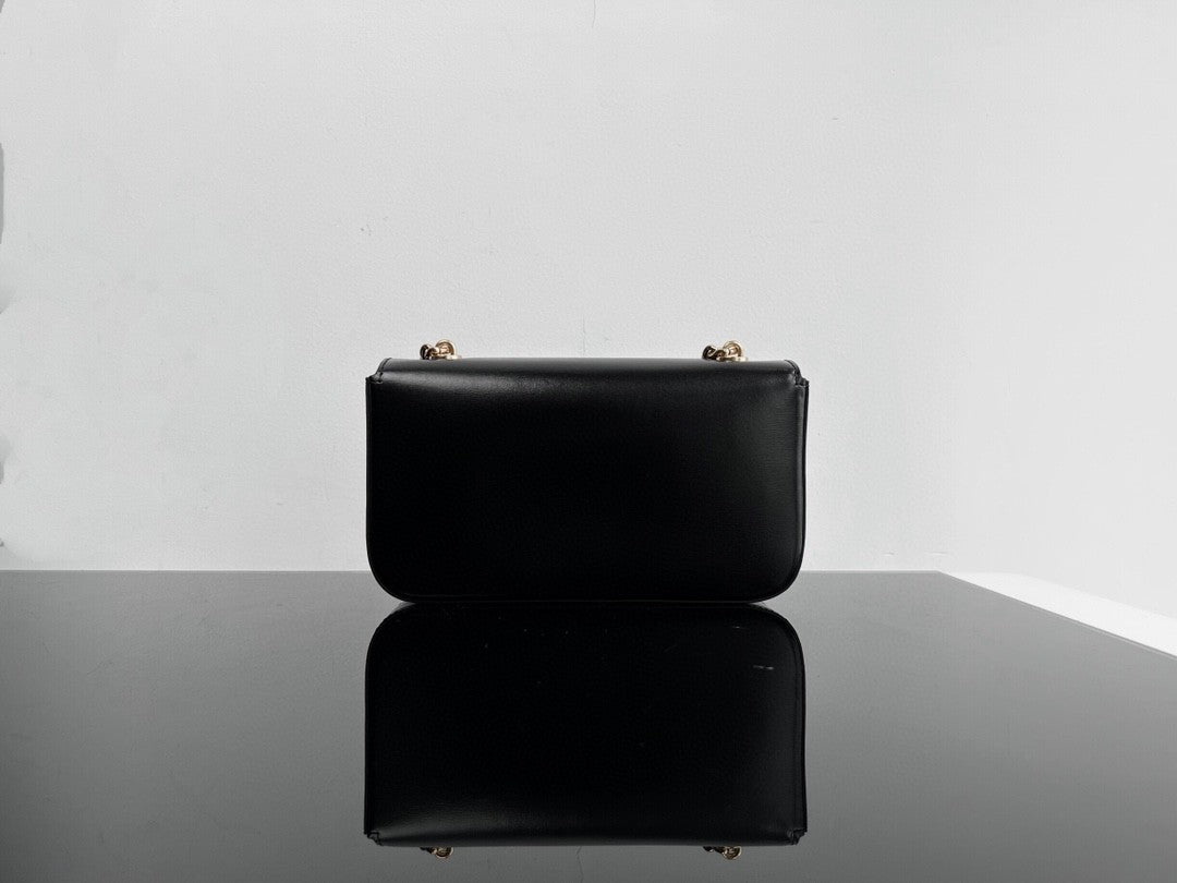 Celine CUIR TRIOMPHE 20 BLACK CALFSKIN GOLD HARDWARE