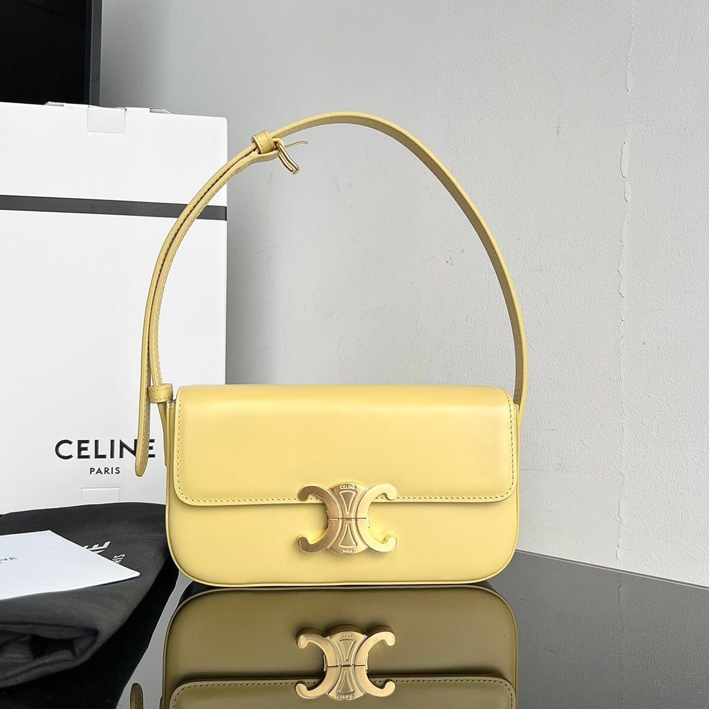 Celine CLASSIC TRIOMPHE 20 YELLOW CALFSKIN