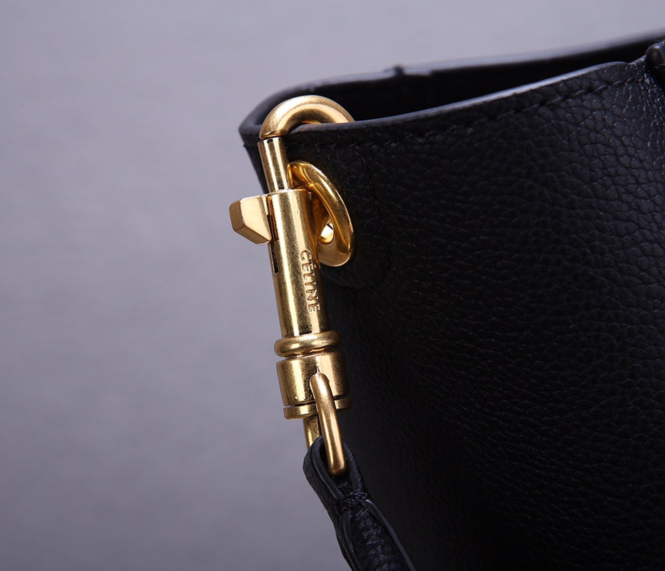 Celine SANGLE SEAU BUCKET 33 BAG BLACK CALFSKIN