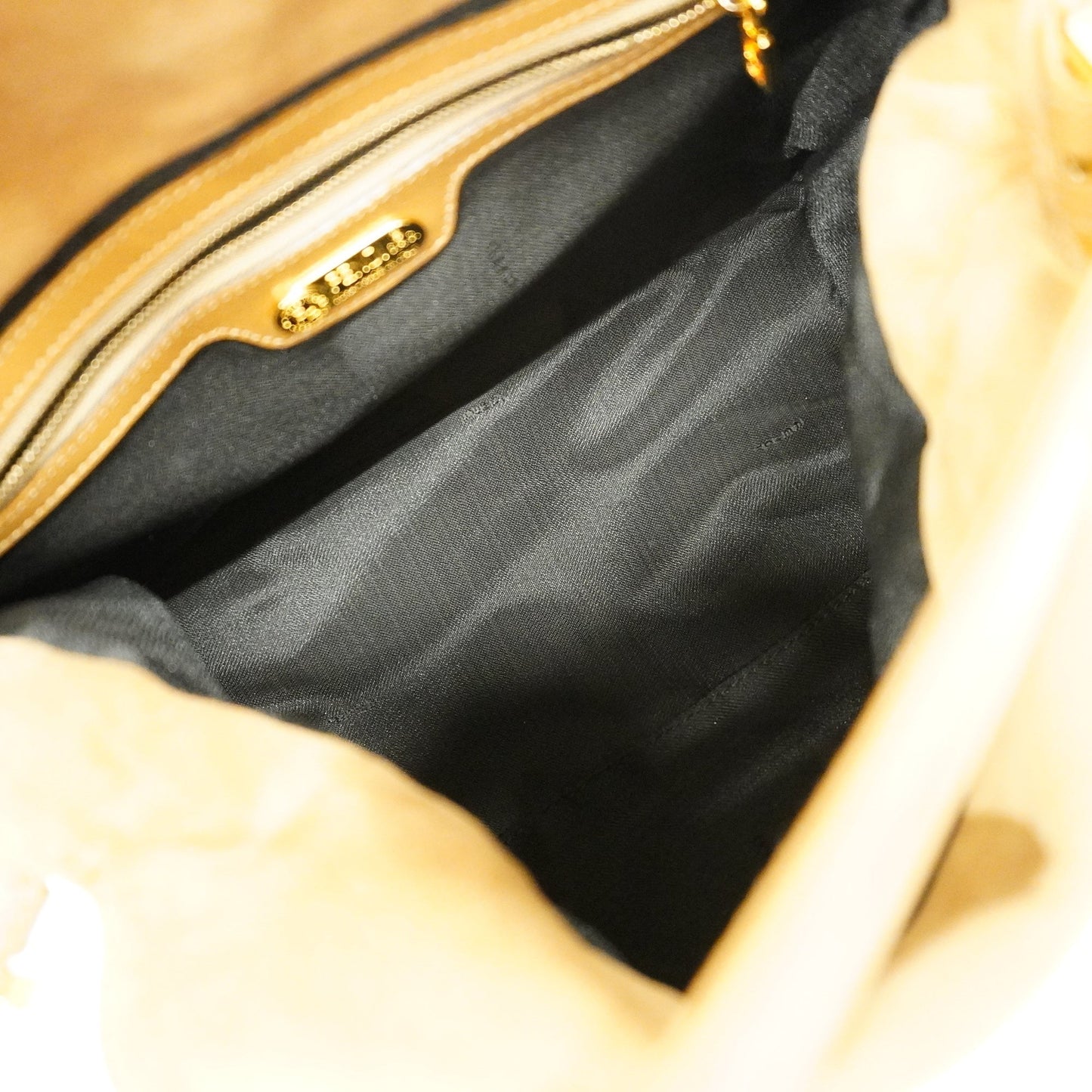 FENDIAuth Handbag Women's Leather Handbag Beige