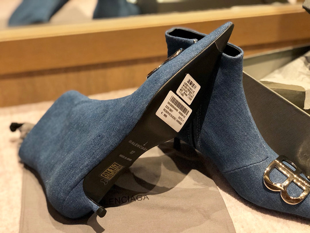 Balanciaga POINTED-TOE KITTEN HEEL 45 MM ANKLE BOOTS IN BLUE DENIM