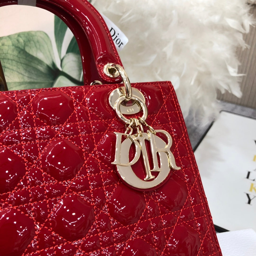 DIOR medium lady 24 red patent calfskin