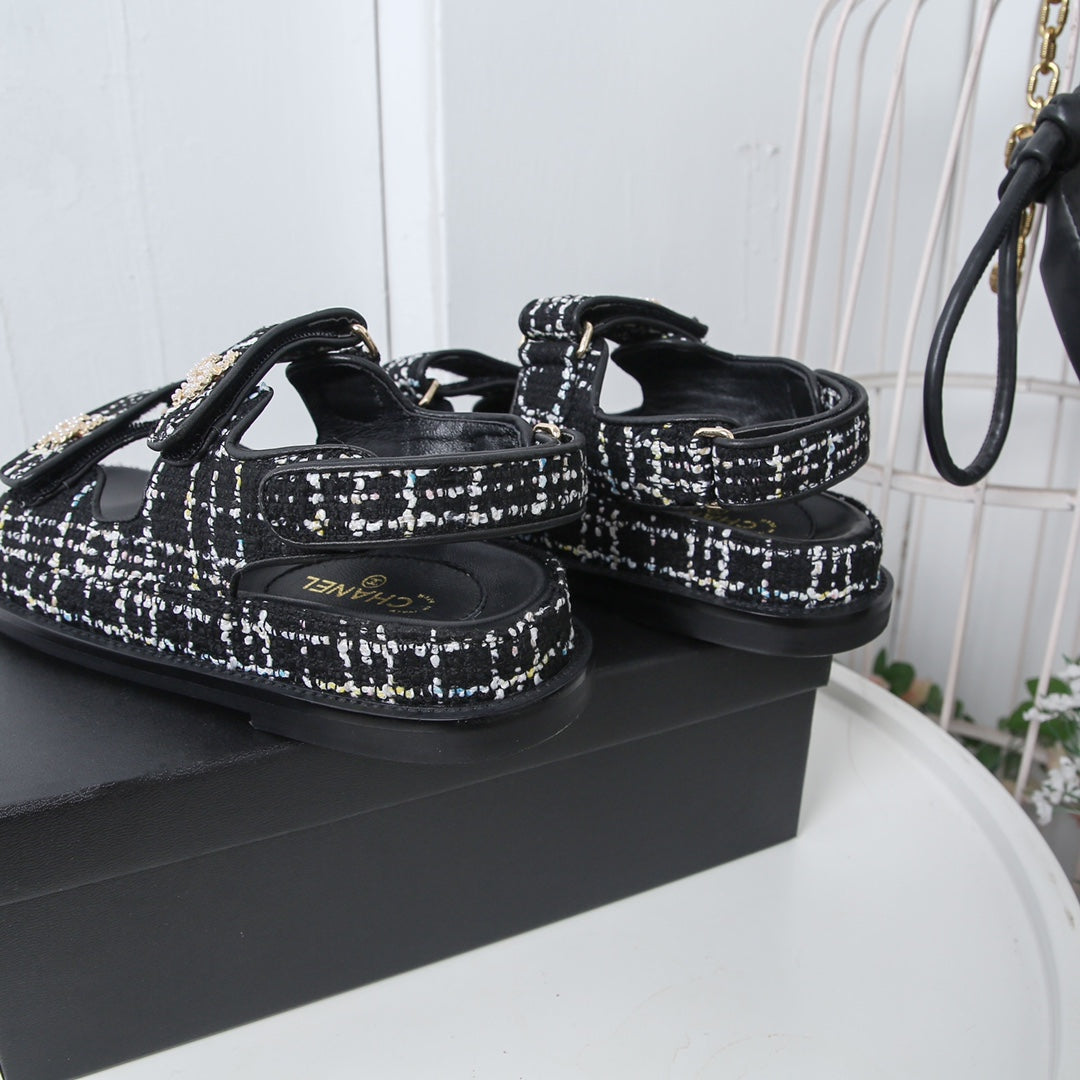 CHANEL 25S Dad Sandal White Black Tweed Calfskin