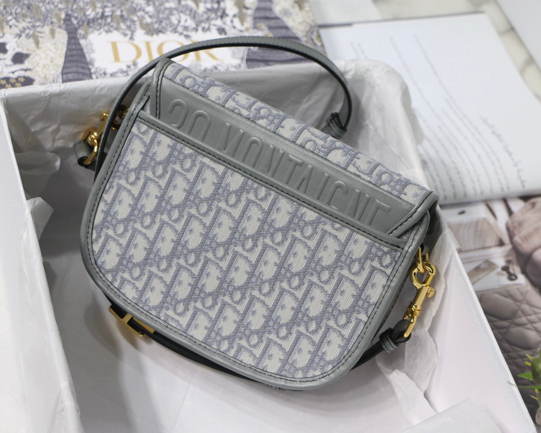 DIOR MEDIUM BOBBY 22CM GREY OBLIQUE CANVAS GOLD HARDWARE
