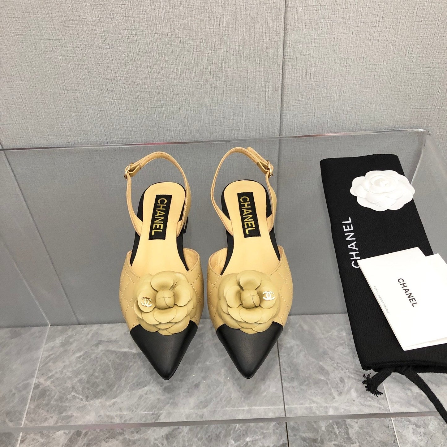 CHANEL 25C 2CM Slingback Flats Buff Yellow Leather 213239