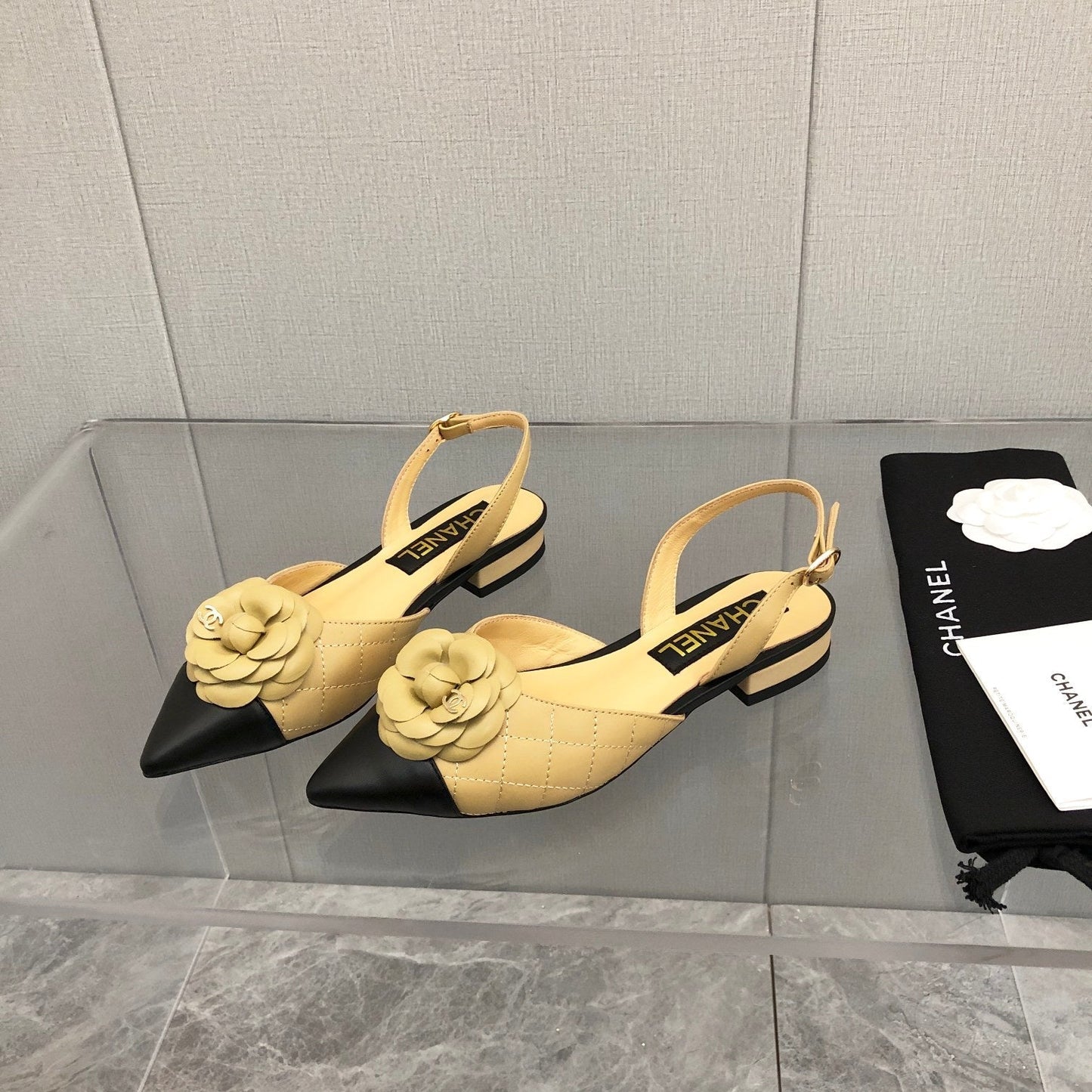 CHANEL 25C 2CM Slingback Flats Buff Yellow Leather 213239