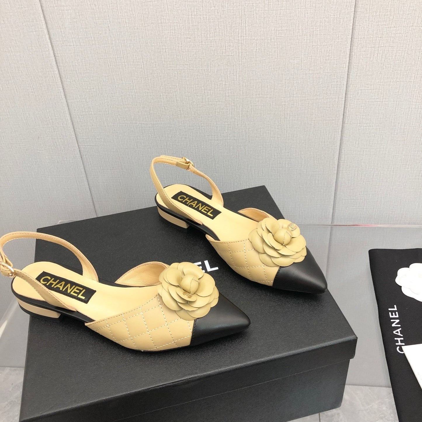 CHANEL 25C 2CM Slingback Flats Buff Yellow Leather 213239