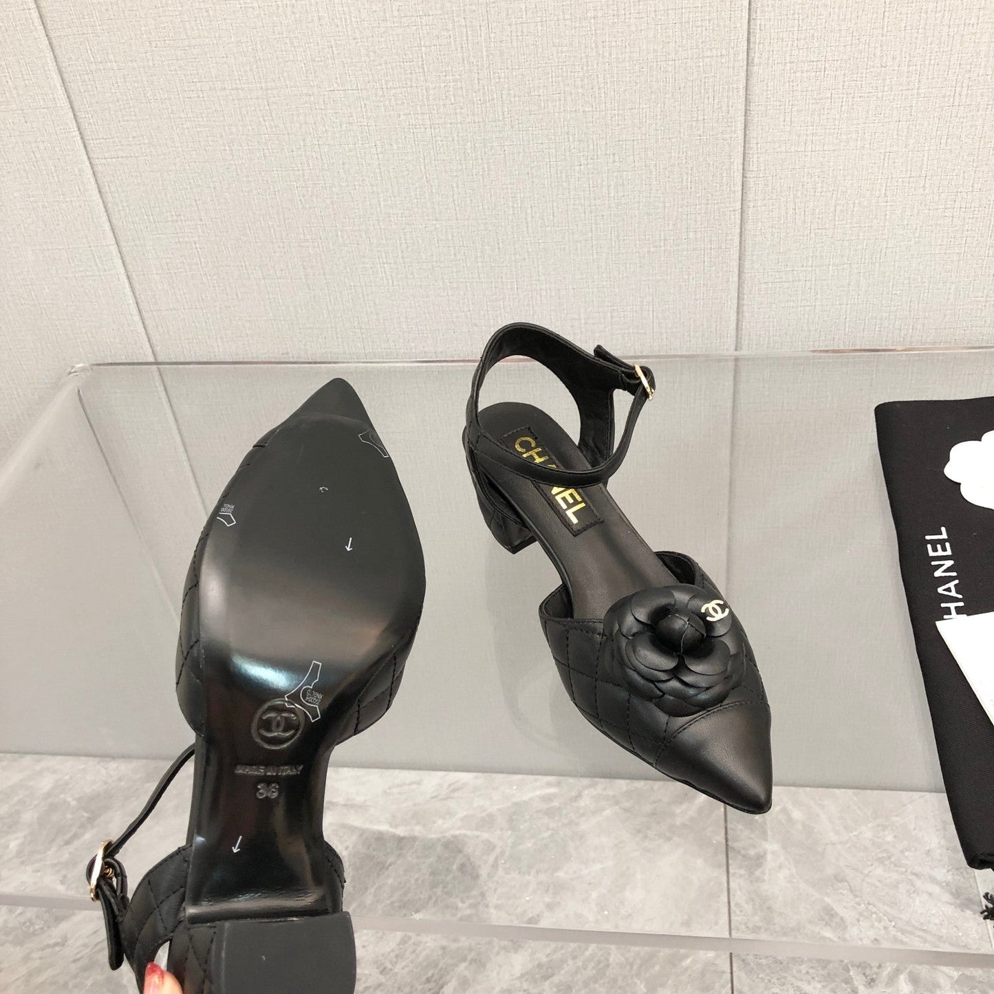 CHANEL 25C 5CM Slingback Flats Black Leather 213242