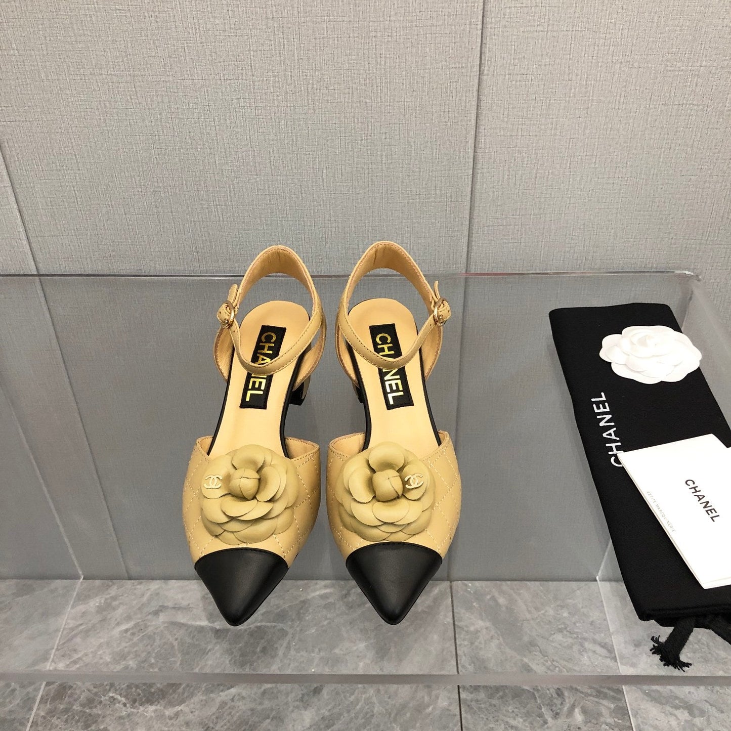 CHANEL 25C 5CM Slingback Flats Buff Yellow Leather 213243
