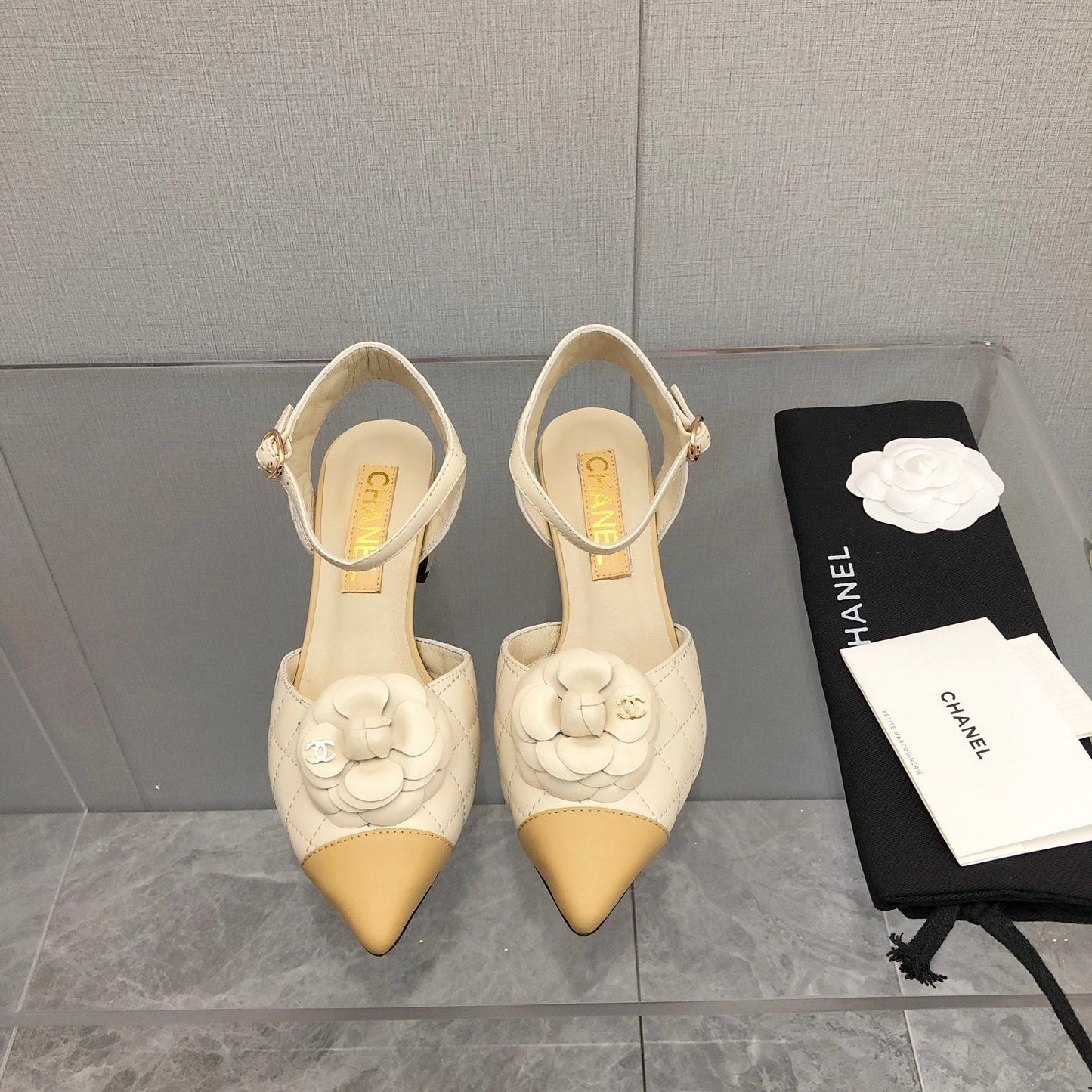 CHANEL 25C 5CM Slingback Flats White Leather 213244