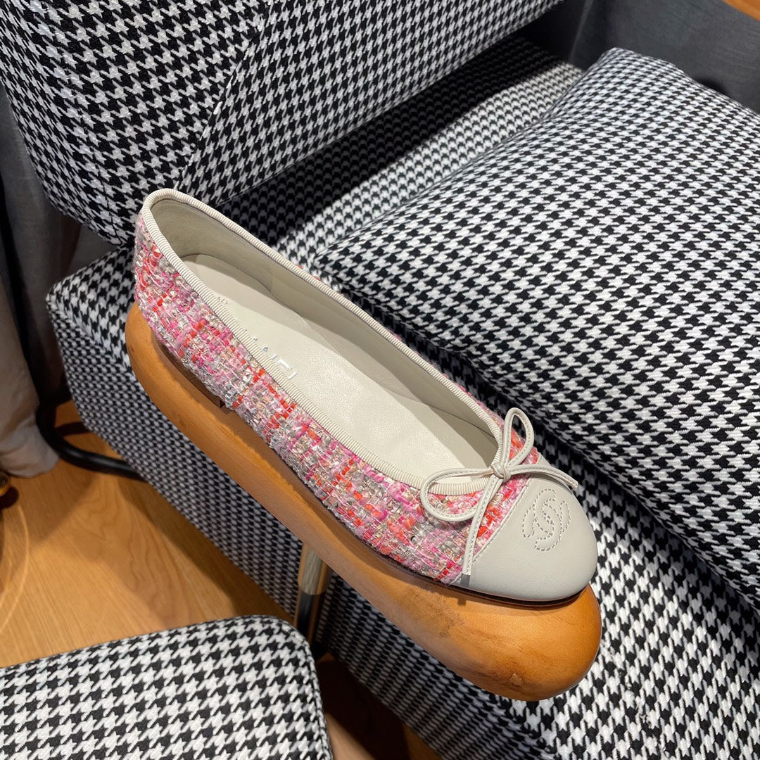 CHANEL ballet flat red pink tweed white calfskin