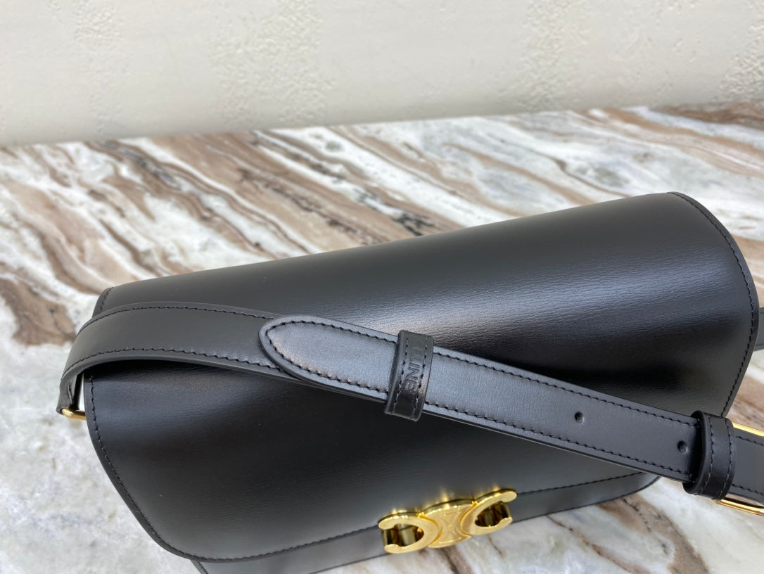 Celine CLASSIQUE TRIOMPHE 22 BLACK CALFSKIN GOLD HARDWARE