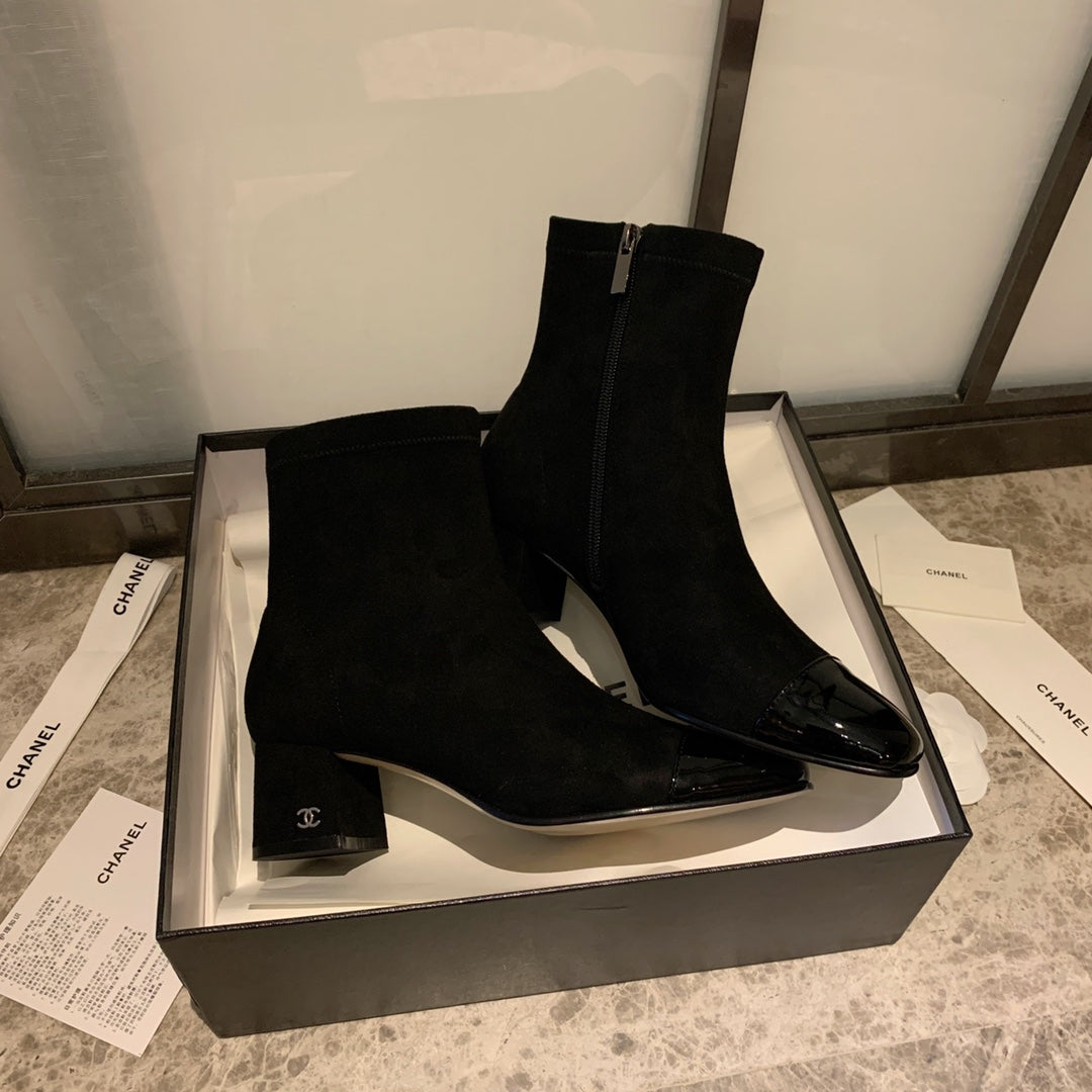 CHANEL Ankle Boots 50mm Black Suede And Glossy Lambskin 940056