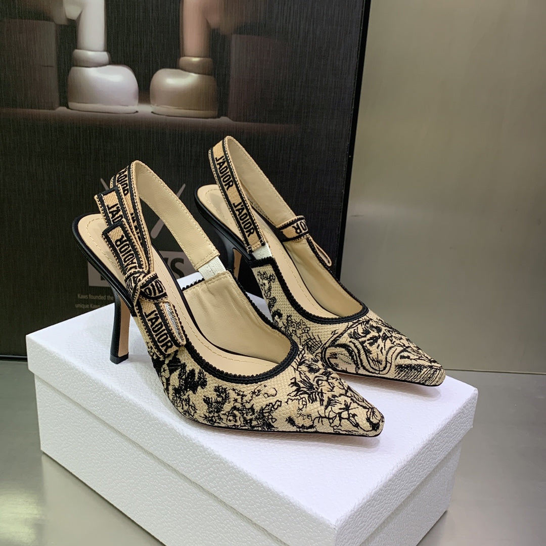 DIOR JA DIOR Slingback Pump 95 Black Embroidered Cotton with Gold-Tone Metallic Thread