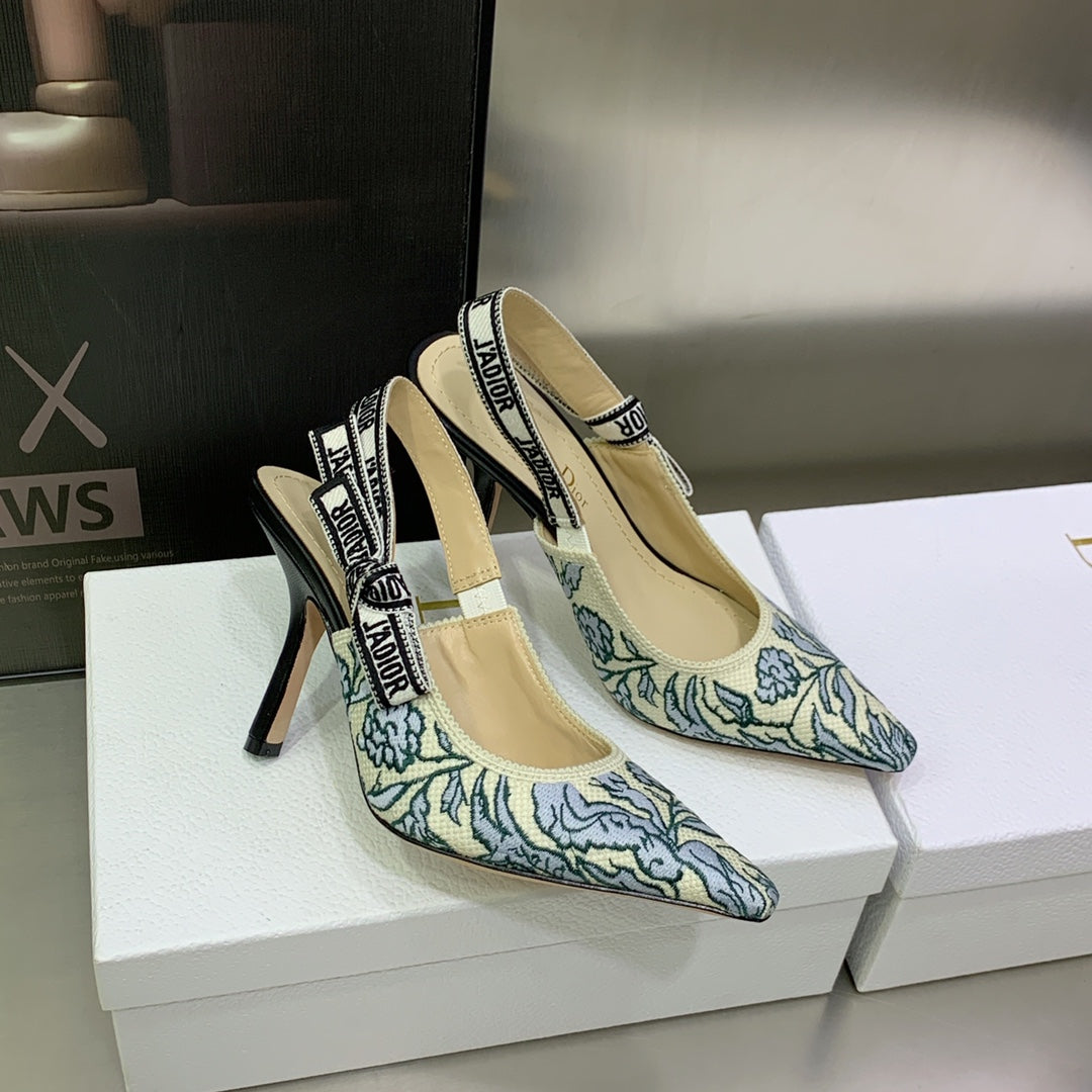 DIOR JA DIOR Slingback Pump 95 Duck Blue Embroidered Cotton with Gold-Tone Metallic Thread