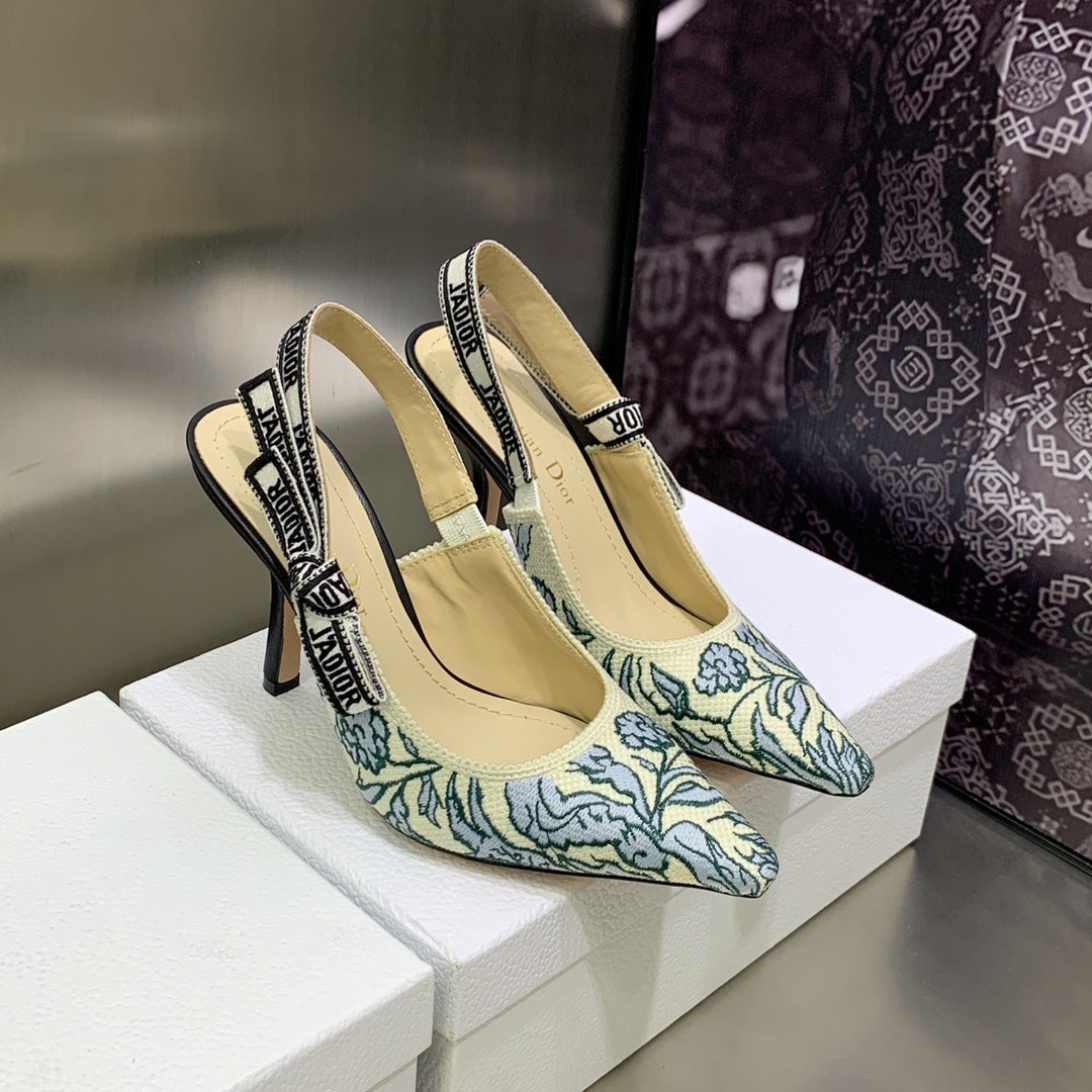 DIOR JA DIOR Slingback Pump 95 Duck Blue Embroidered Cotton with Gold-Tone Metallic Thread