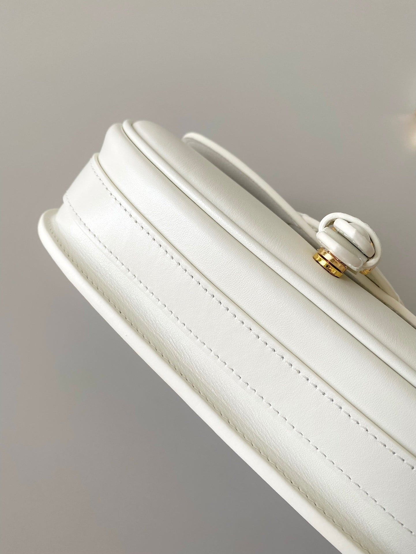 DIOR medium east west bobby 22cm white calfskin ghw