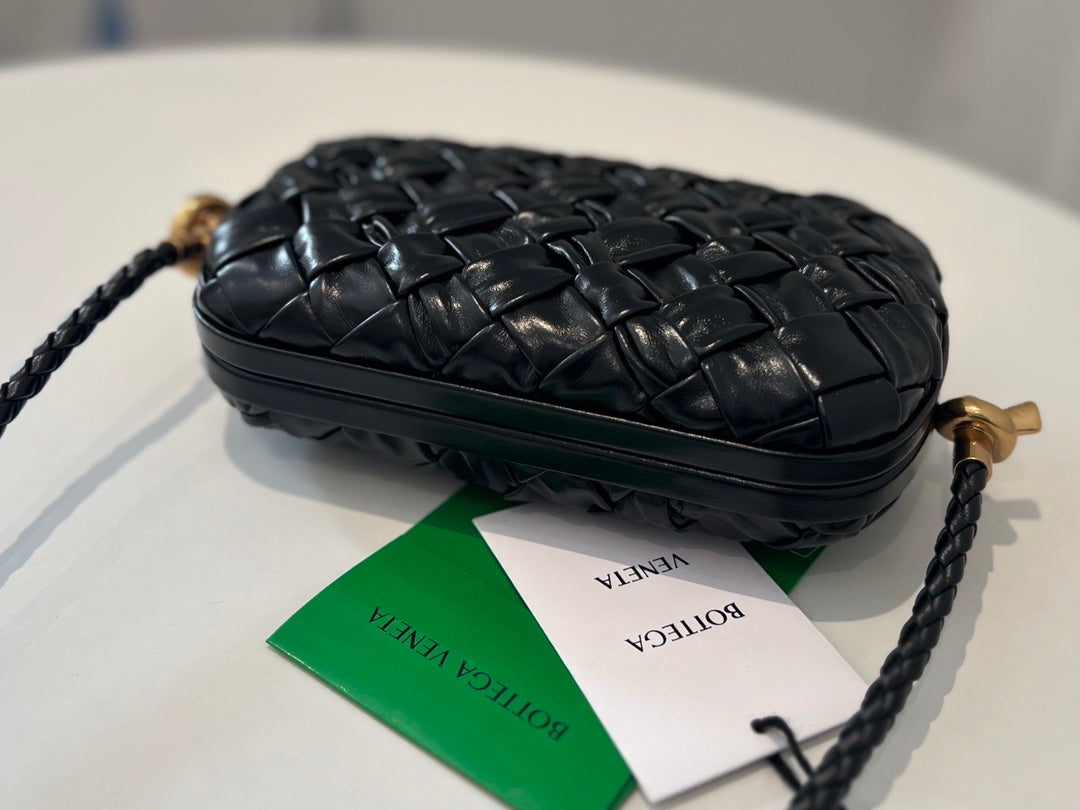 Bottega Veneta KNOT 20 IN BLACK LAMBSKIN WITH CHAIN