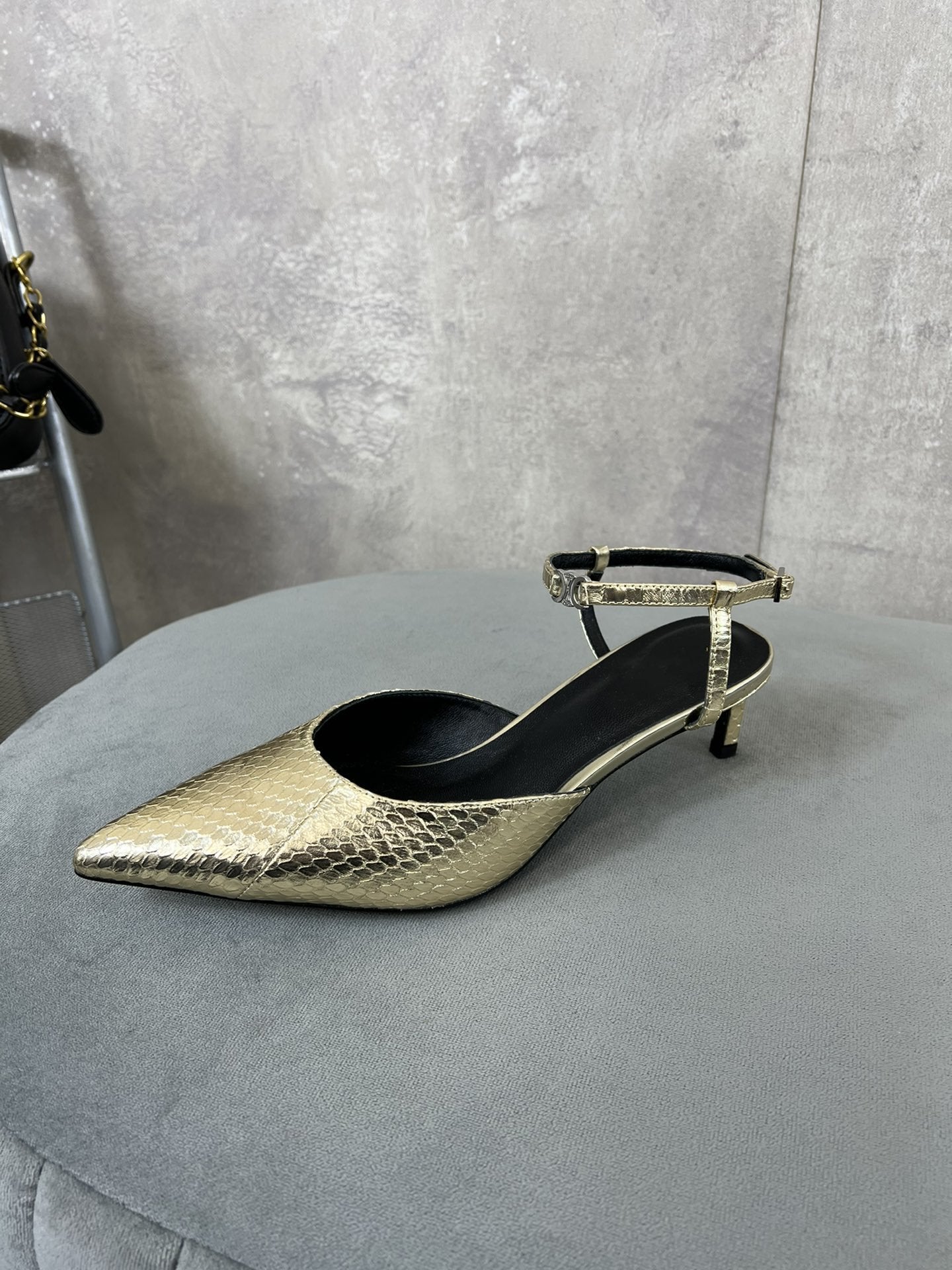 Celine cl kitten with strap 45 gold lizard stamped metalized calfskin