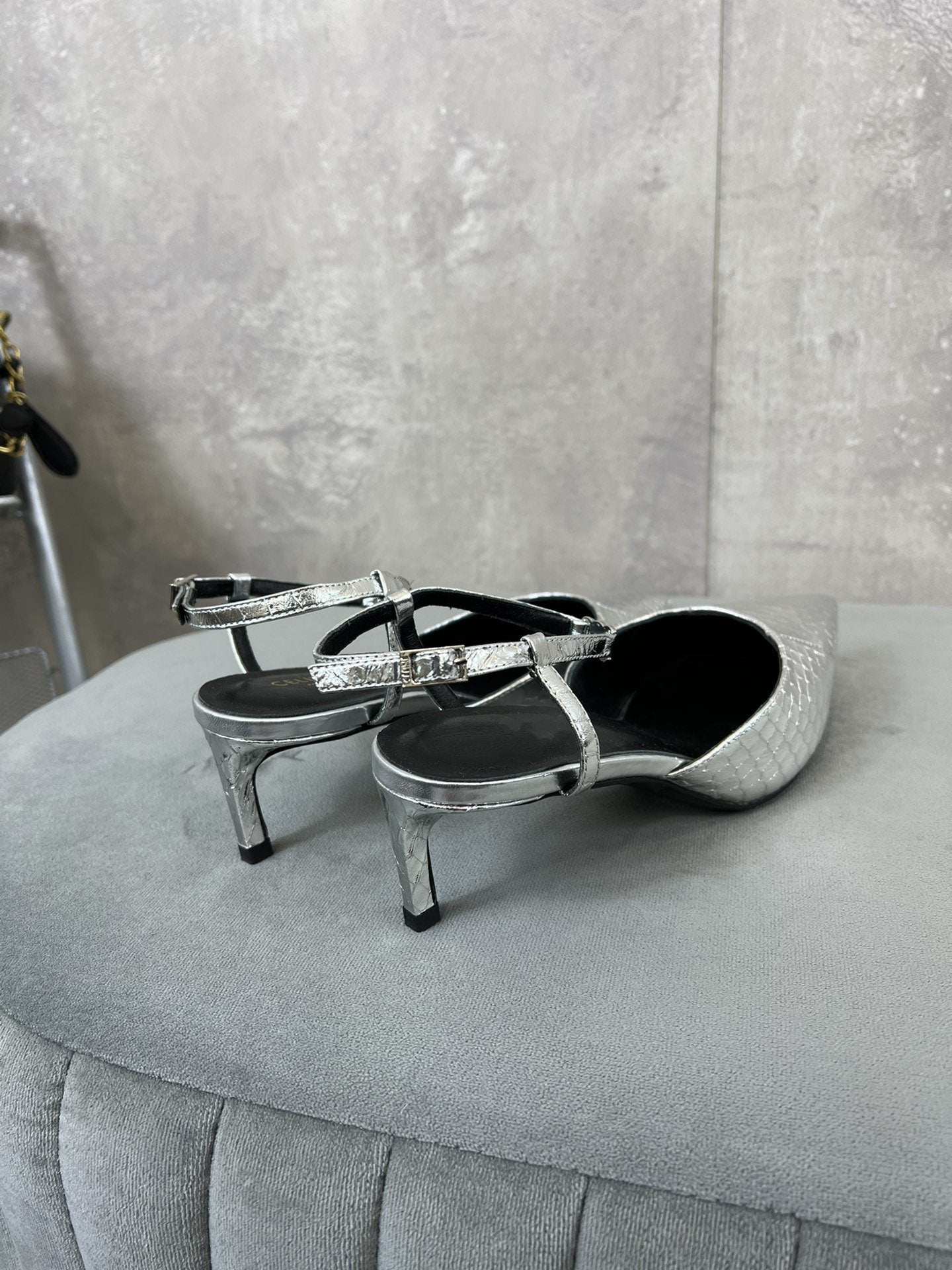 Celine cl kitten with strap 45 platinum lizard stamped metalized calfskin