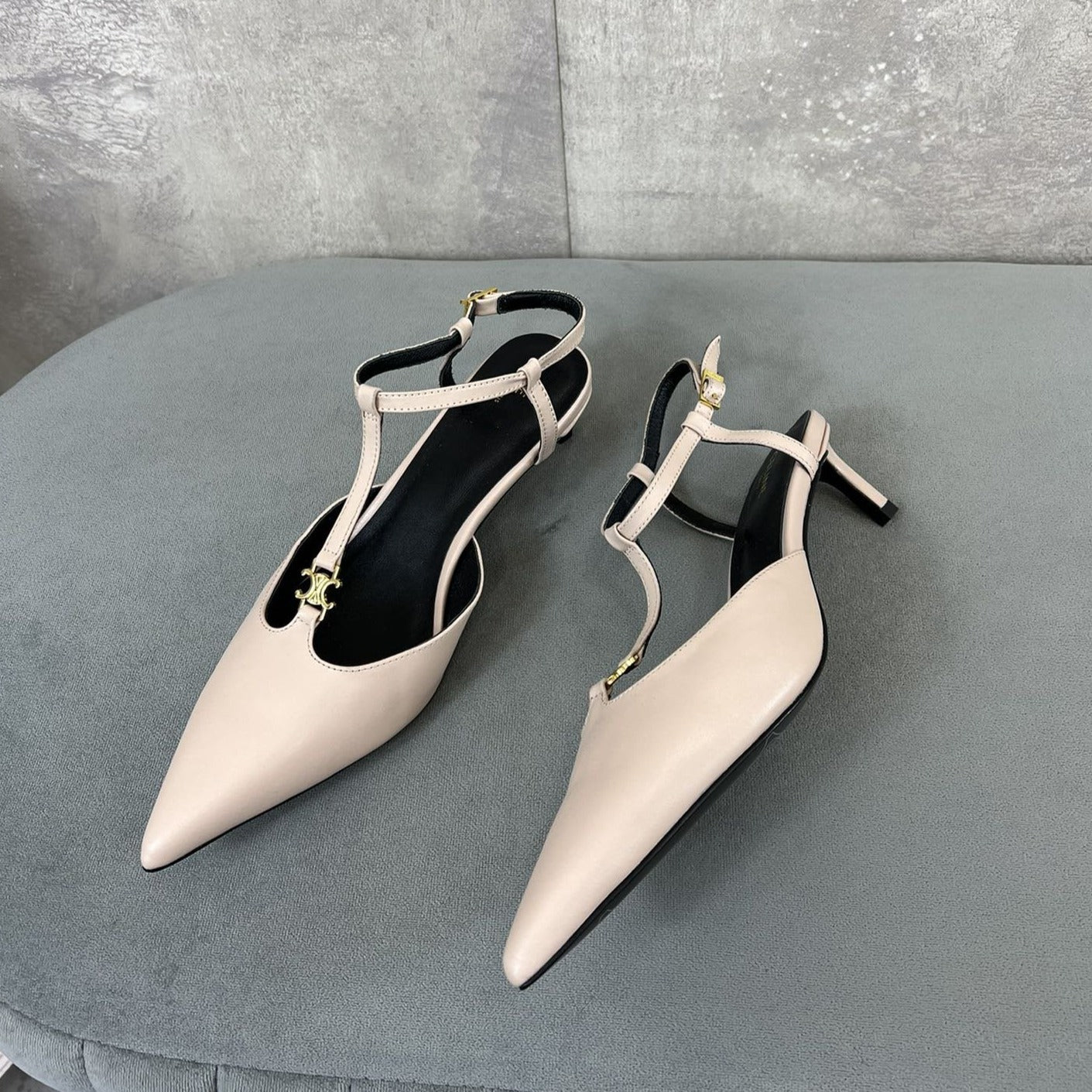 Celine cl kitten t-bar 45 light pink black calfskin
