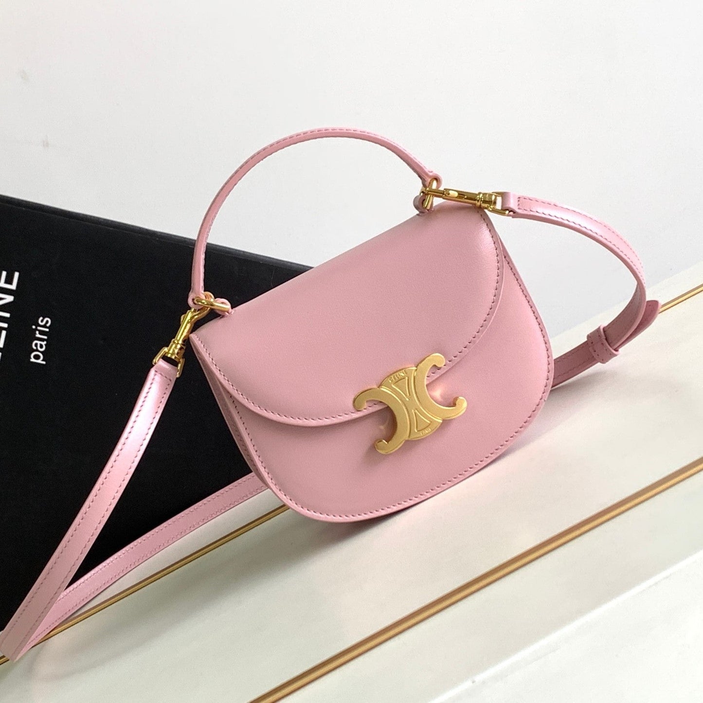 Celine TEEN CHAIN BESACE TRIOMPHE 15.5CM PINK CALFSKIN