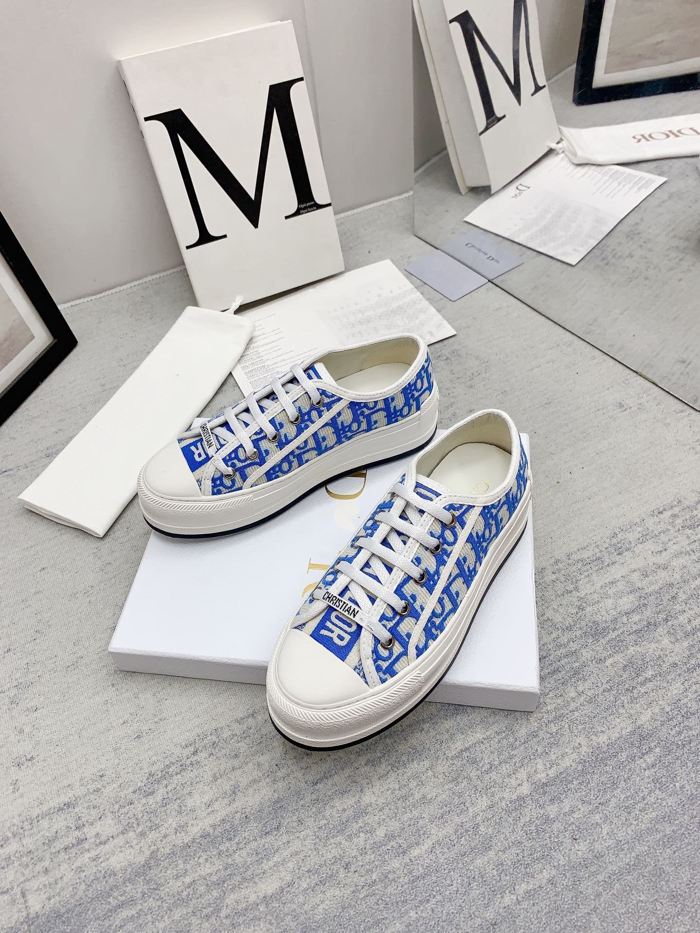 DIOR walkn 45 azure blue oblique embroidery canvas