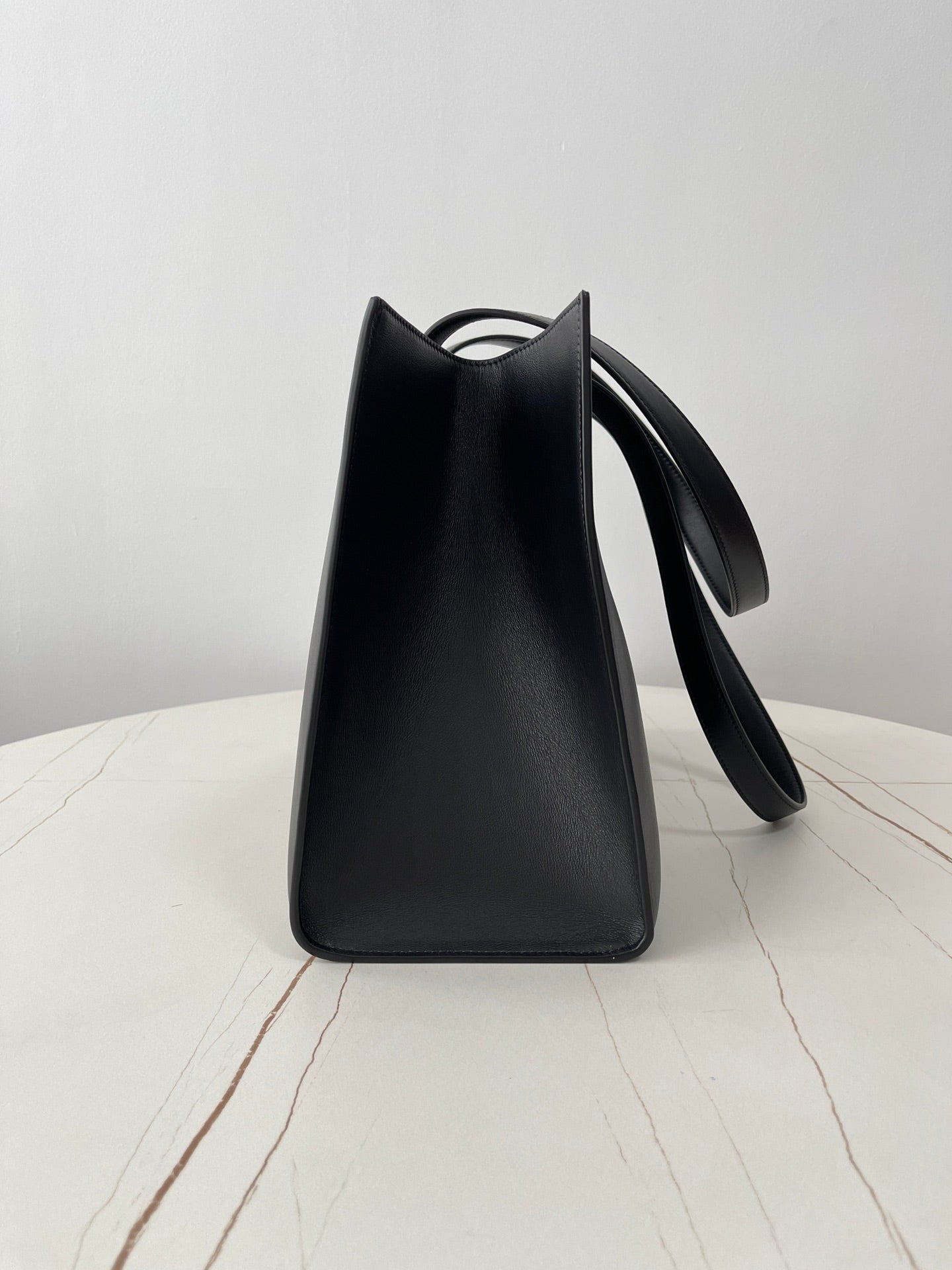 Celine cabas 16 37cm black calfskin
