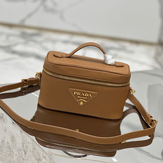 PRADA VANITY CASE 18 IN RUSSET BROWN GRAINED CALFSKIN GOLD HARDWARE