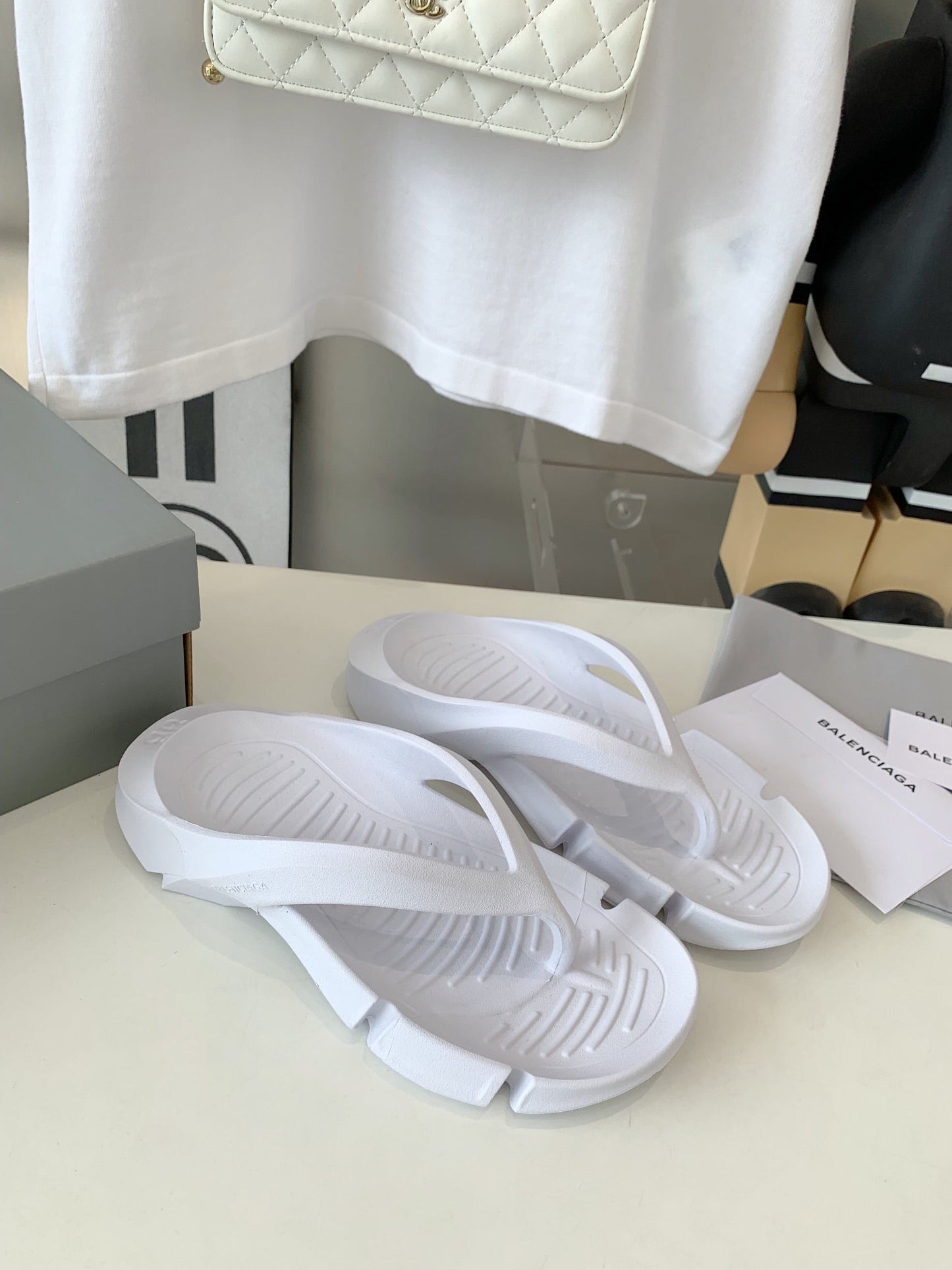 Balanciaga THONG SANDALS IN WHITE RUBBER