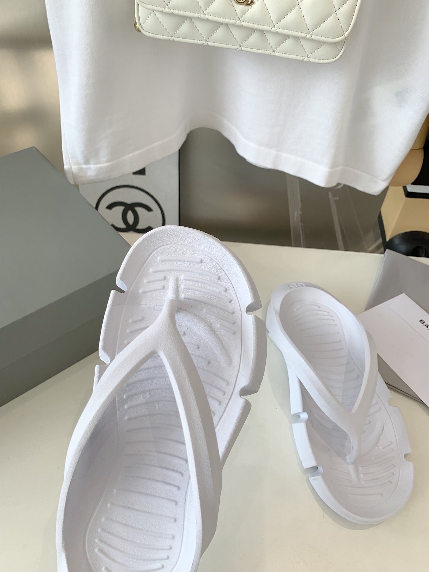 Balanciaga THONG SANDALS IN WHITE RUBBER