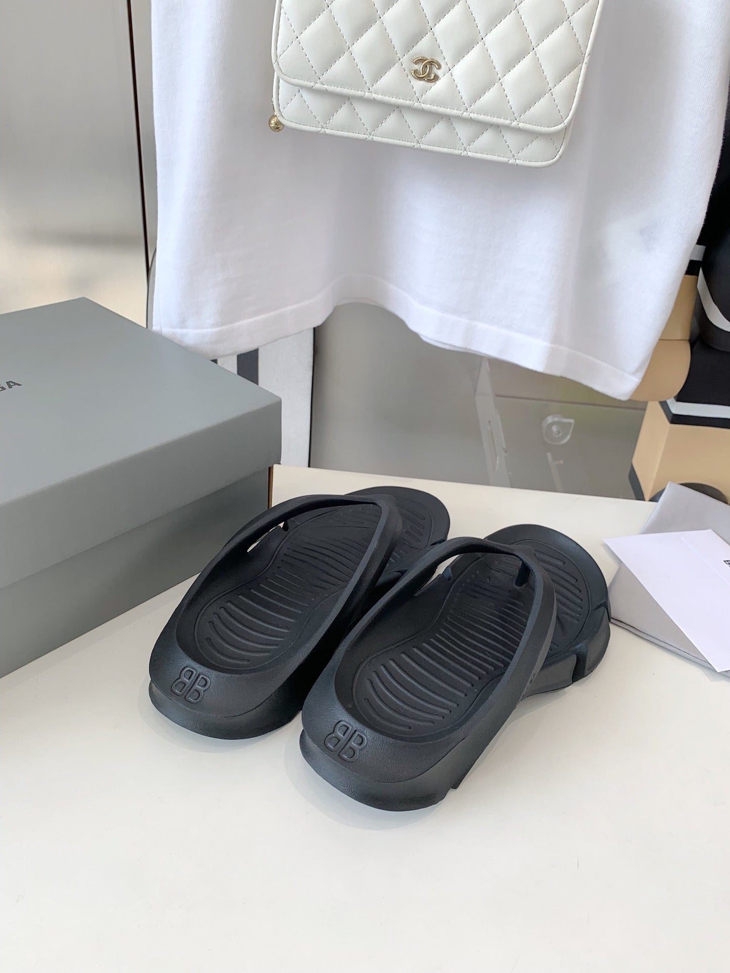Balanciaga THONG SANDALS IN BLACK RUBBER