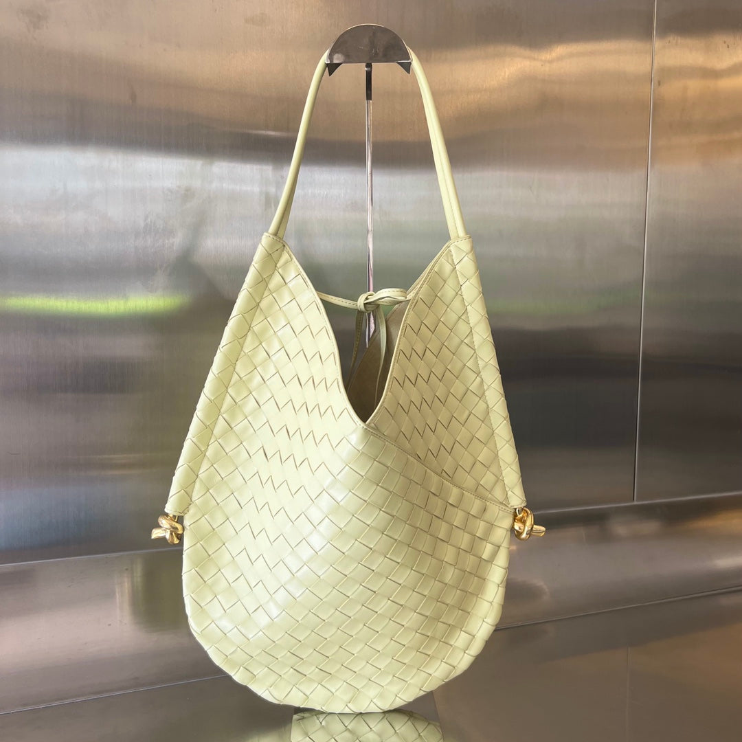 Bottega Veneta MEDIUM SOLSTICE 44 DARK CREAM LAMBSKIN