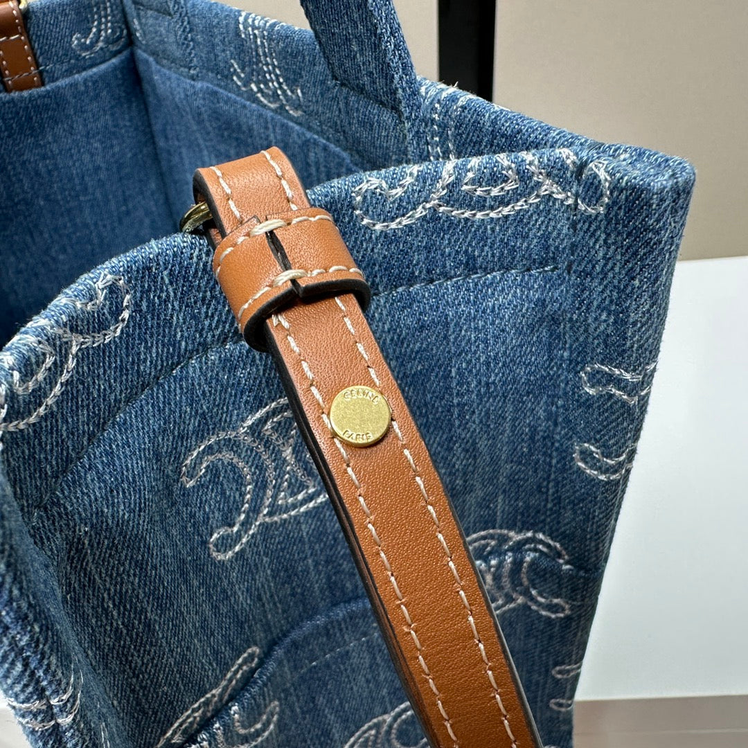 Celine SMALL CABAS THAIS BLUE DENIM 25