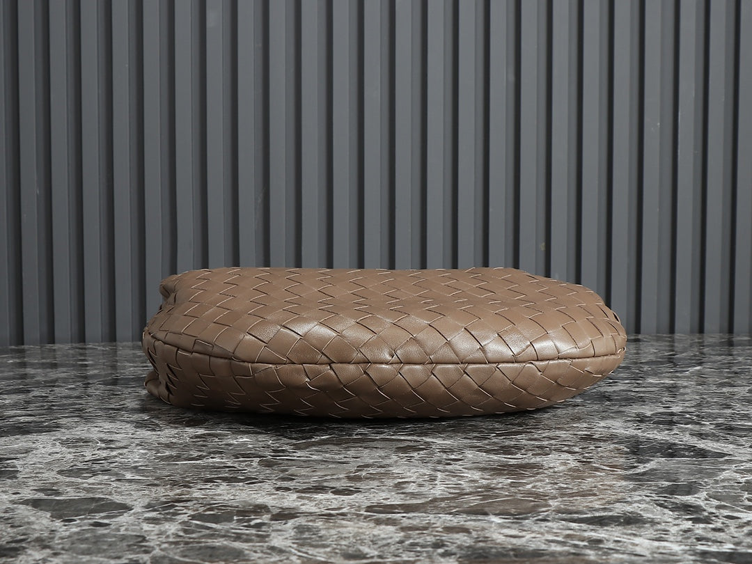 Bottega Veneta bv teen jodie 36cm chocolate lambskin
