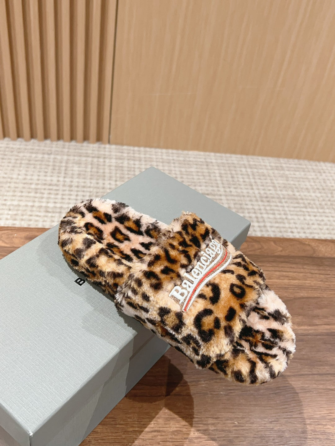 Balanciaga FURRY SLIDES IN LEOPARD PRINT RABBIT FUR