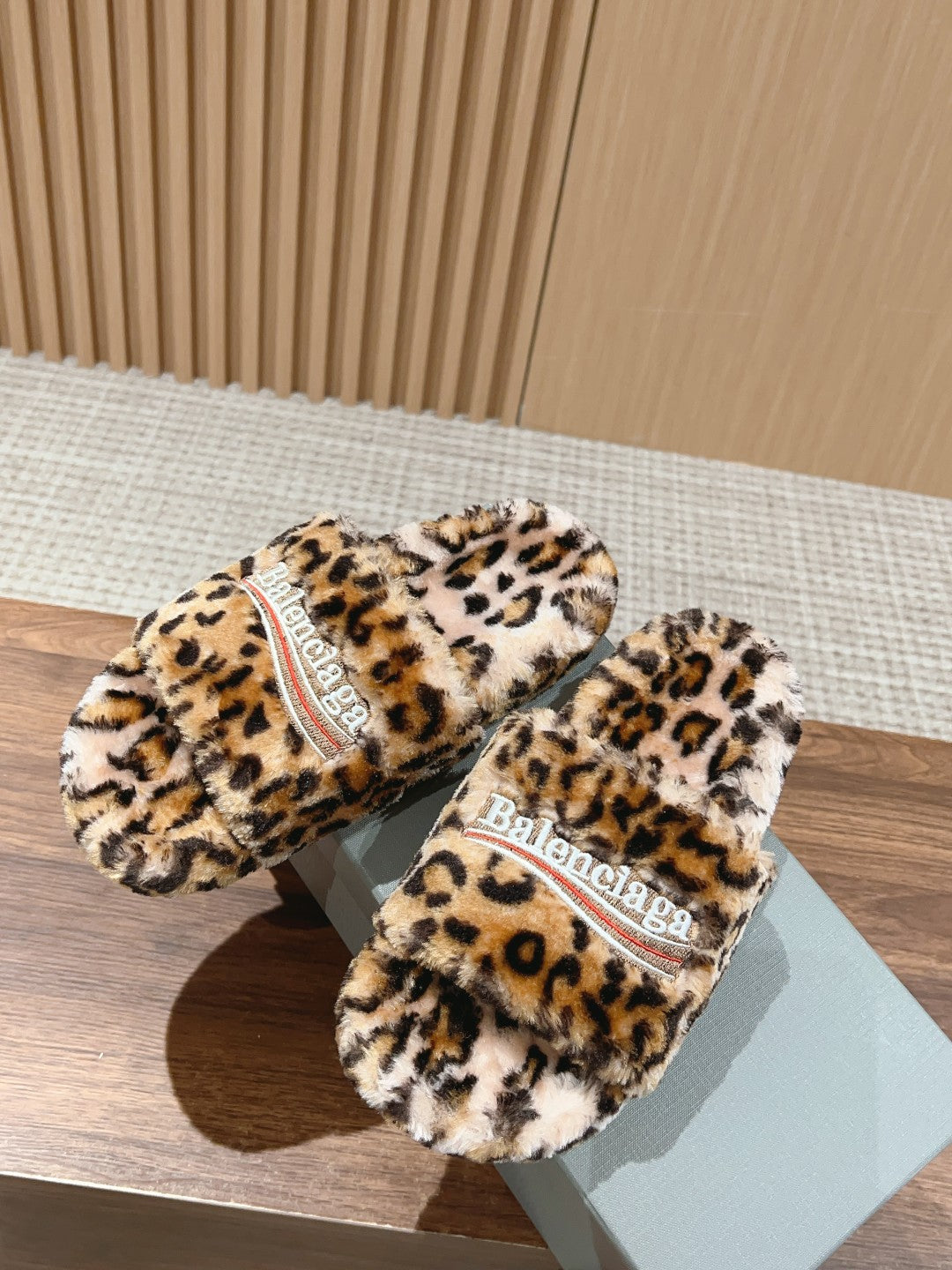Balanciaga FURRY SLIDES IN LEOPARD PRINT RABBIT FUR
