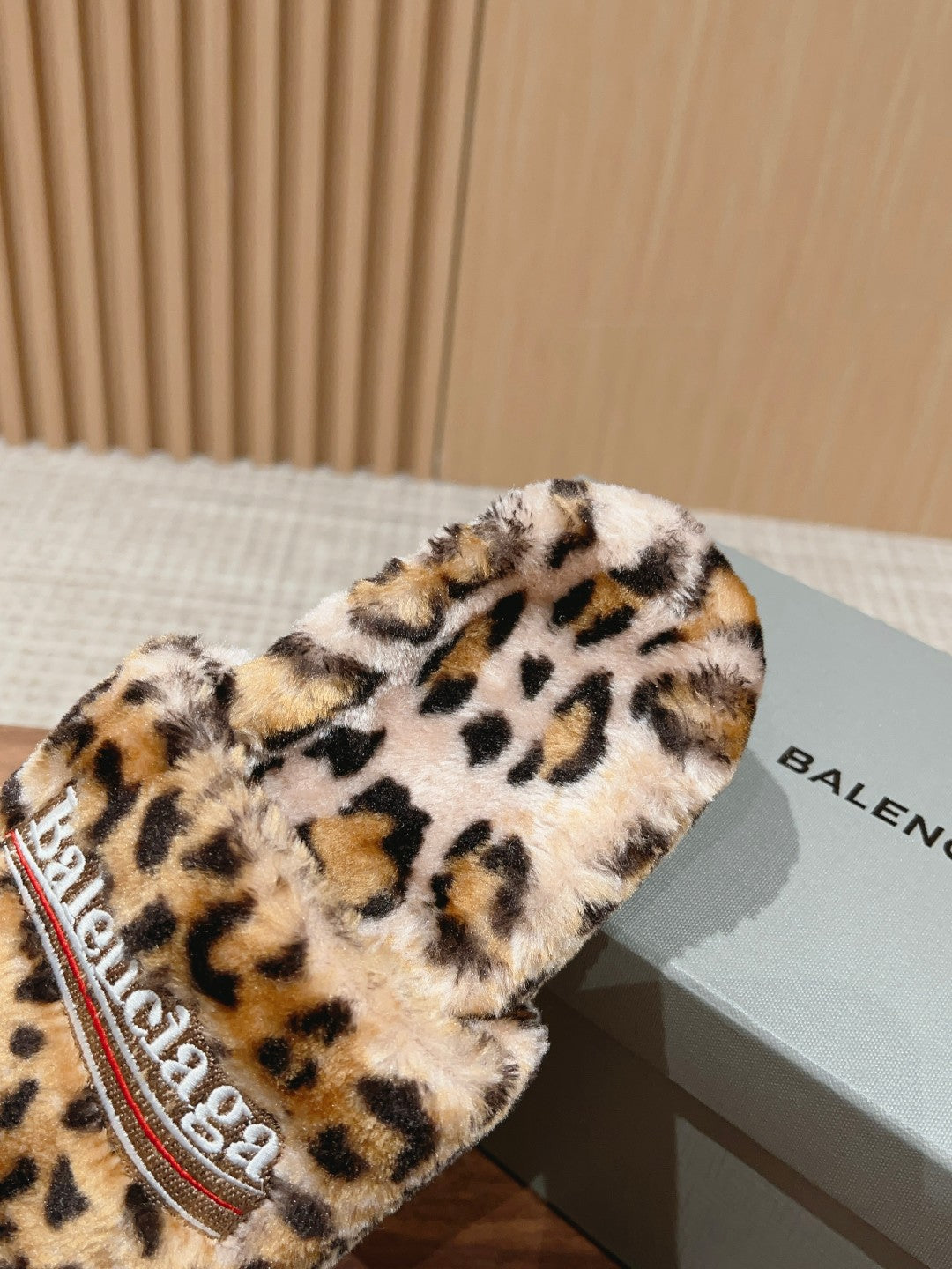 Balanciaga FURRY SLIDES IN LEOPARD PRINT RABBIT FUR