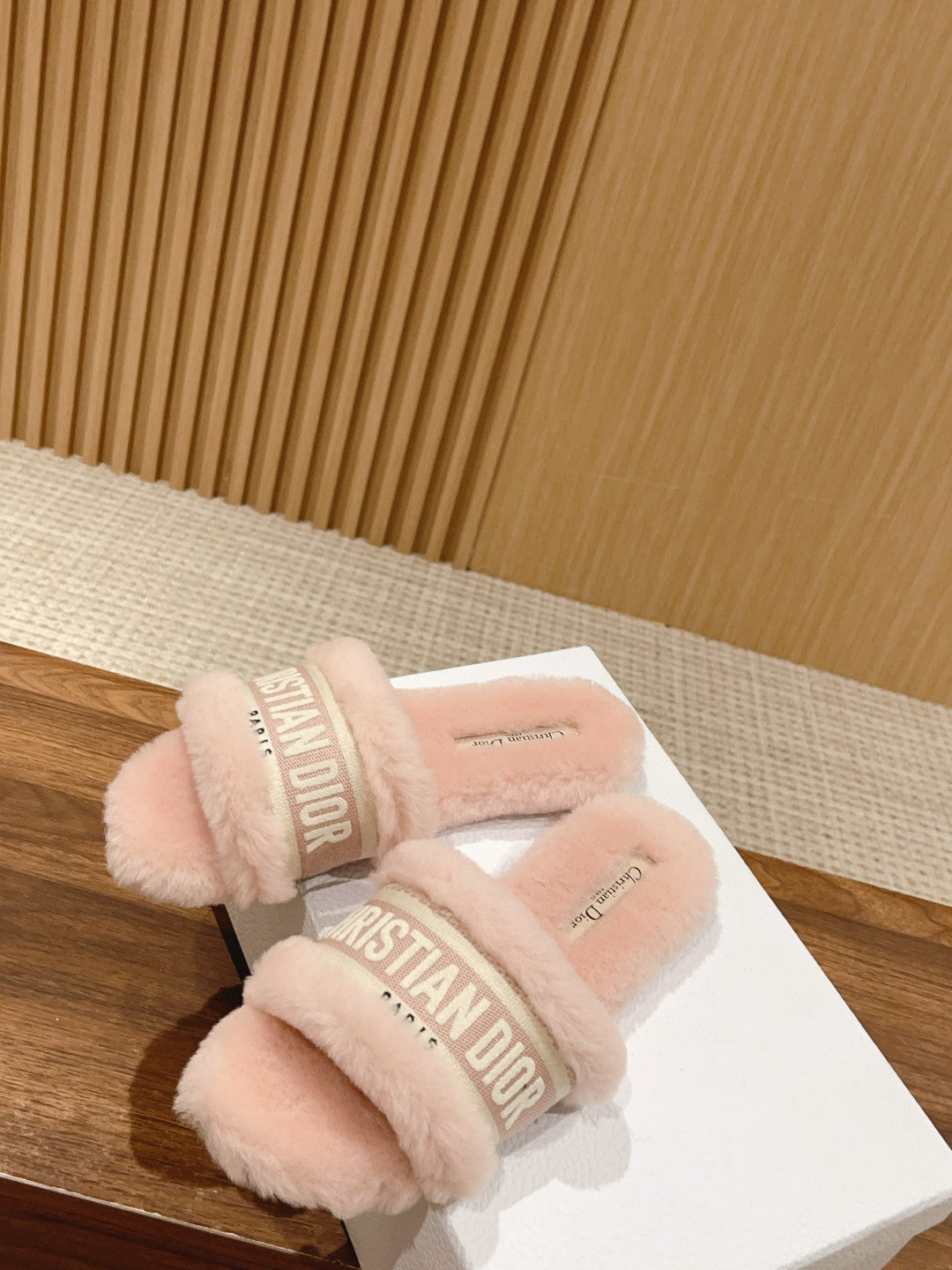 DIOR Dway Slide Pastel Pink Fleece Lining And Canvas Fabric