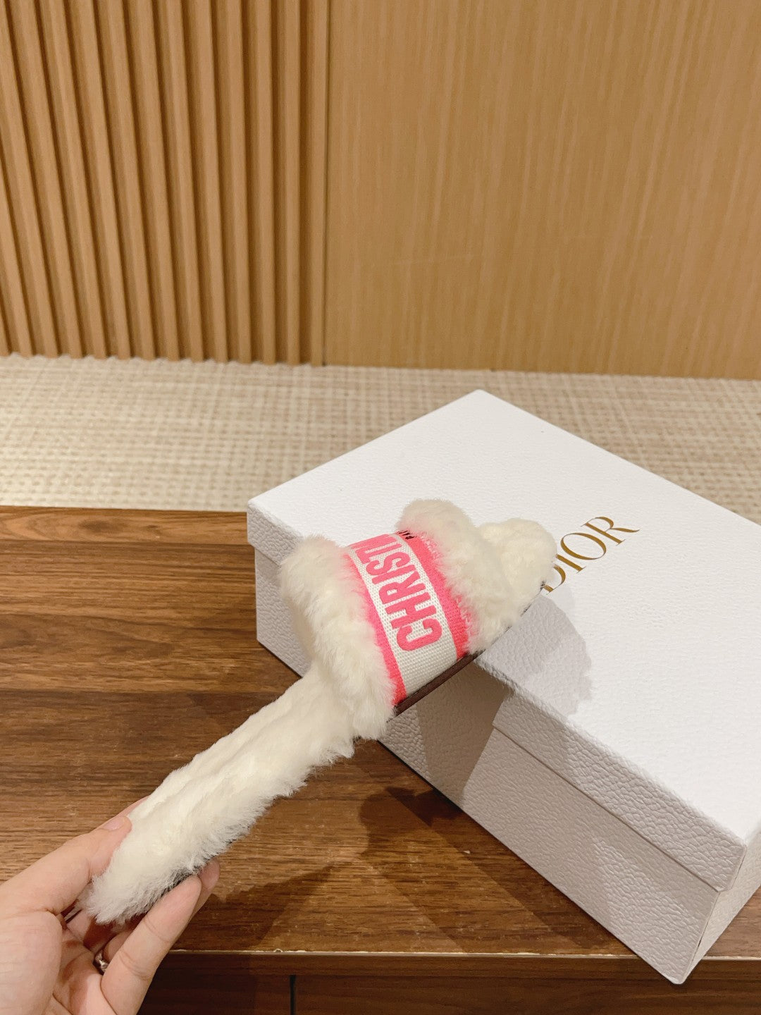 DIOR Dway Slide White Pink Fleece Lining And Canvas Fabric