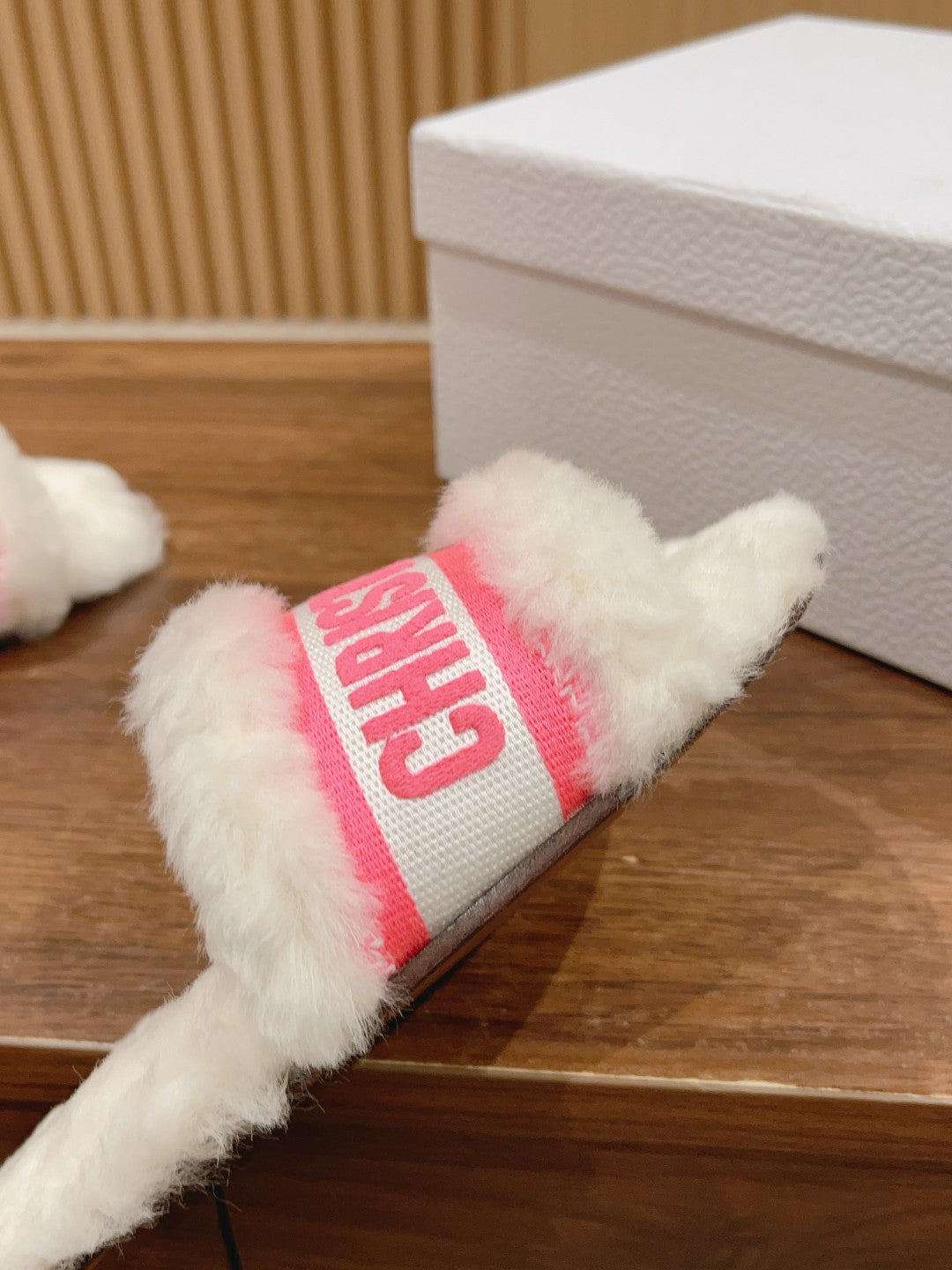 DIOR Dway Slide White Pink Fleece Lining And Canvas Fabric