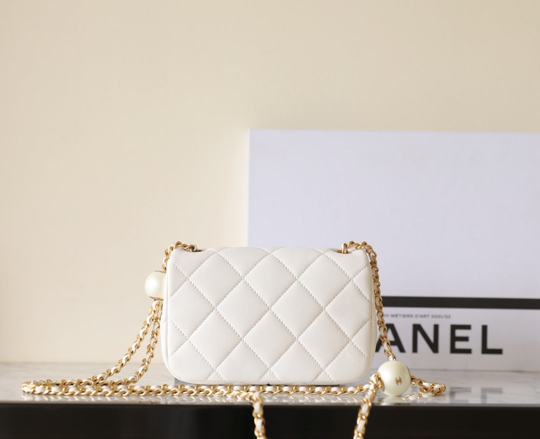 CHANEL 24s mini flap bag 17cm white lambskin pearl ball