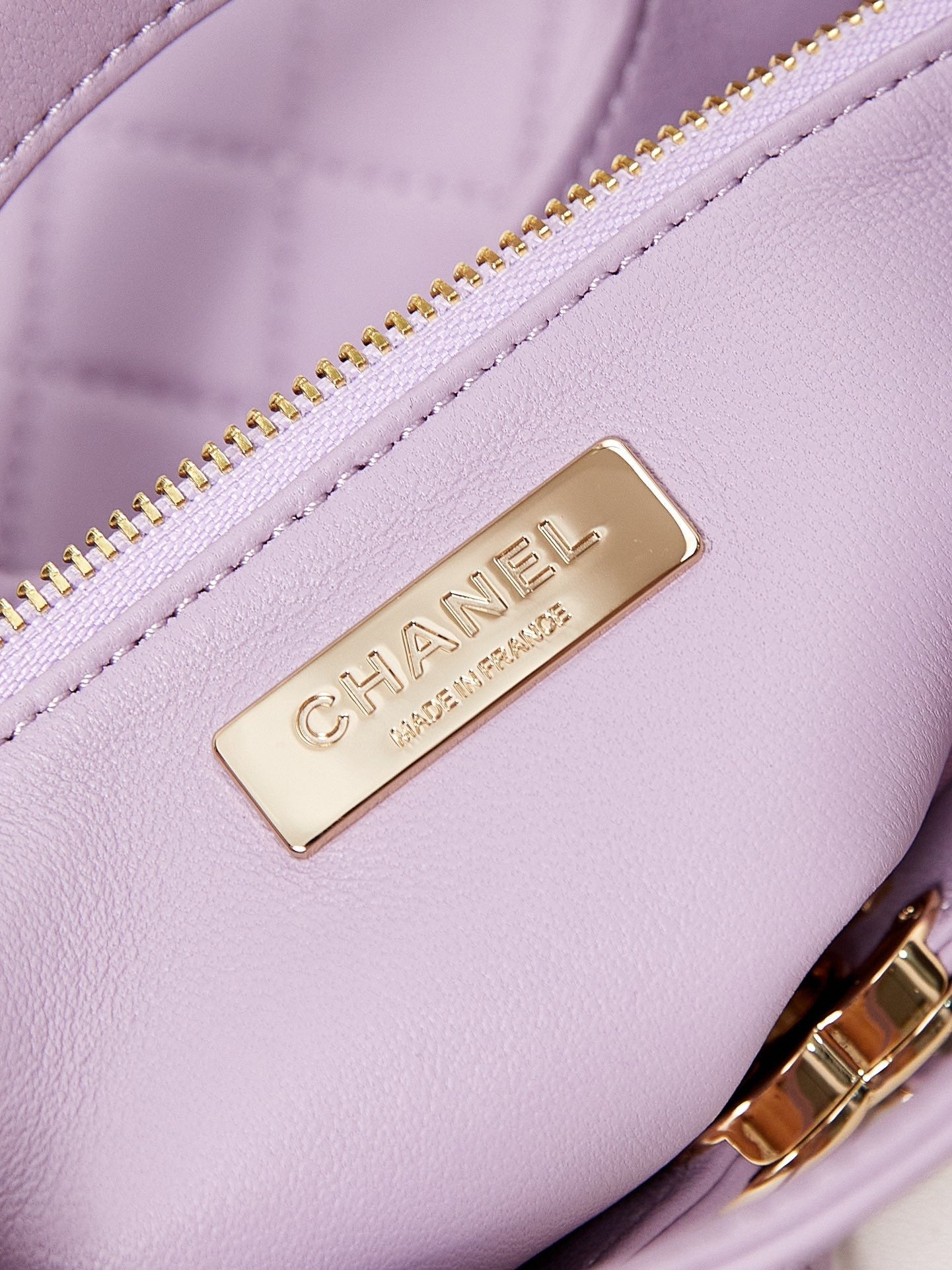 CHANEL 24s31 mini shopping bag 22cm light pink lambskin gold hardware