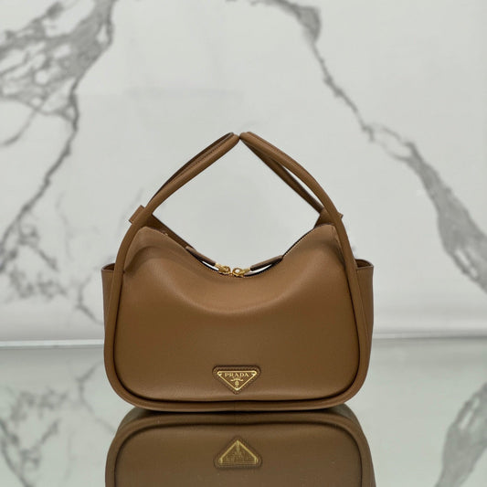 PRADA DARLING HANDBAG 25 IN RUSSET BROWN SOFT GRAIN LAMBSKIN